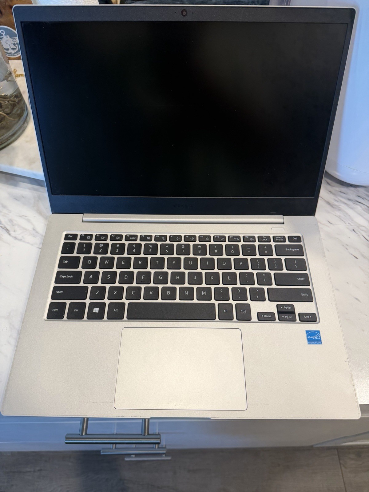 Samsung Galaxy Book Go 14″ Laptop Snapdragon 7c Gen 2 4GB 40GB SSD Silver