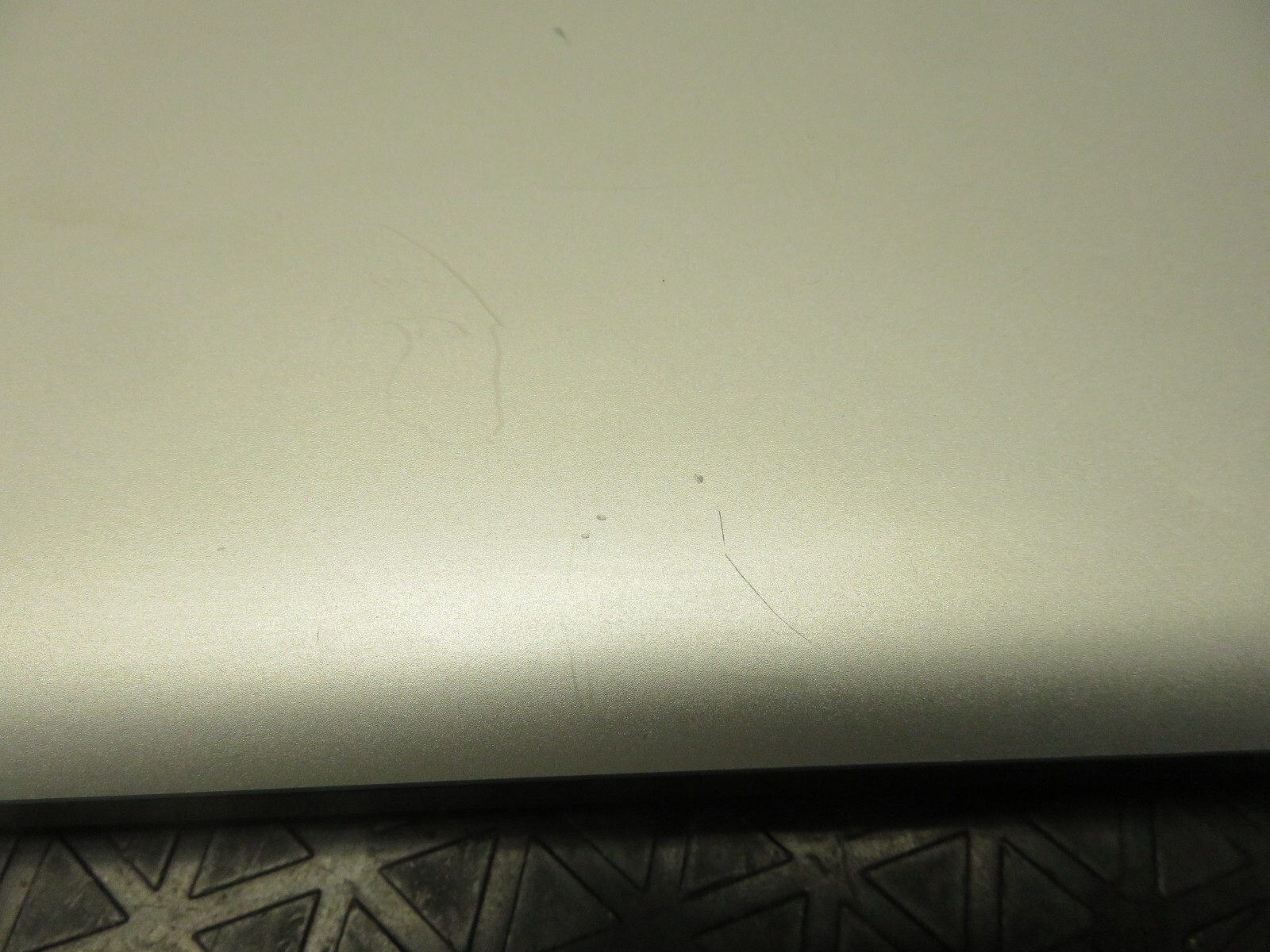 Apple MacBook Pro A1278 Intel Core i5 2.5GHz 4 GB 500 GB MacOS X 10.8 BAD BAT