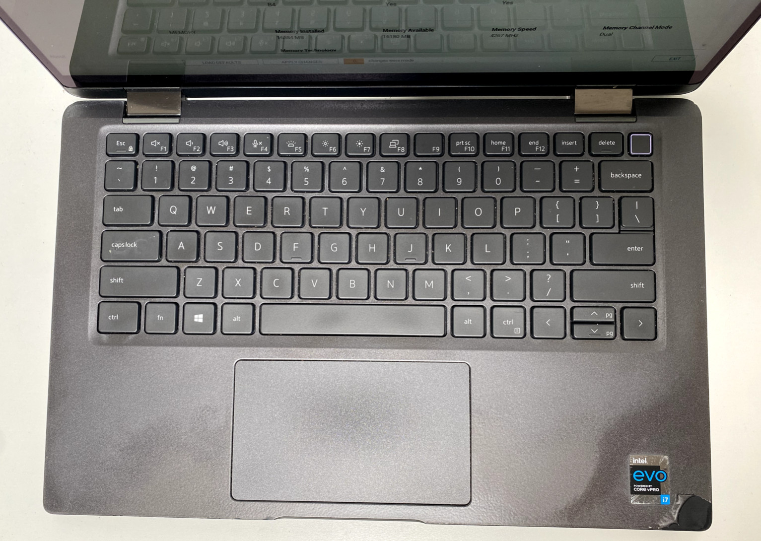 DELL LATITUDE 7420 i7-1185G7 @ 3.00 GHz, 16 GB RAM, Touch Screen, No HDD/OS