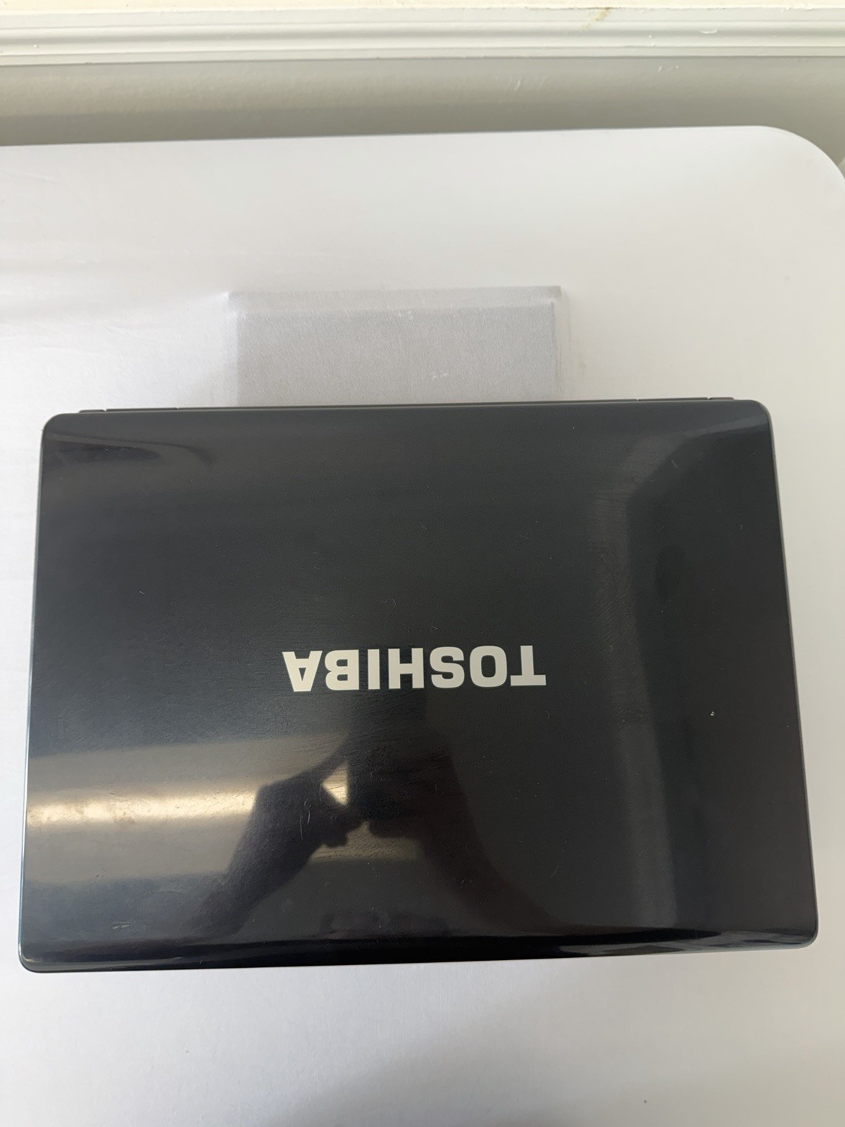Toshiba Satellite L305-55955 – Good Screen – Intel Celeron 900 – Read Desc