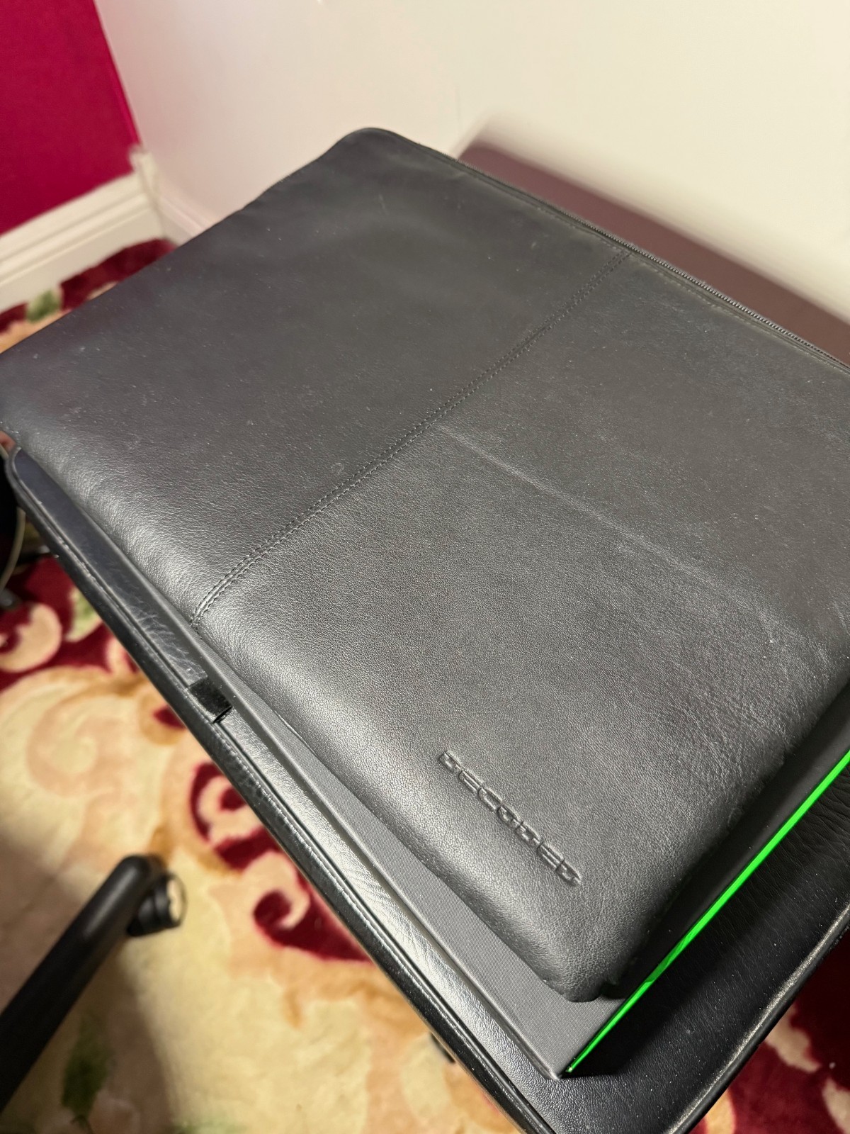Razer Blade 15, 2018 – Carbon Fiber – With Original Box and Decoded Sleeve