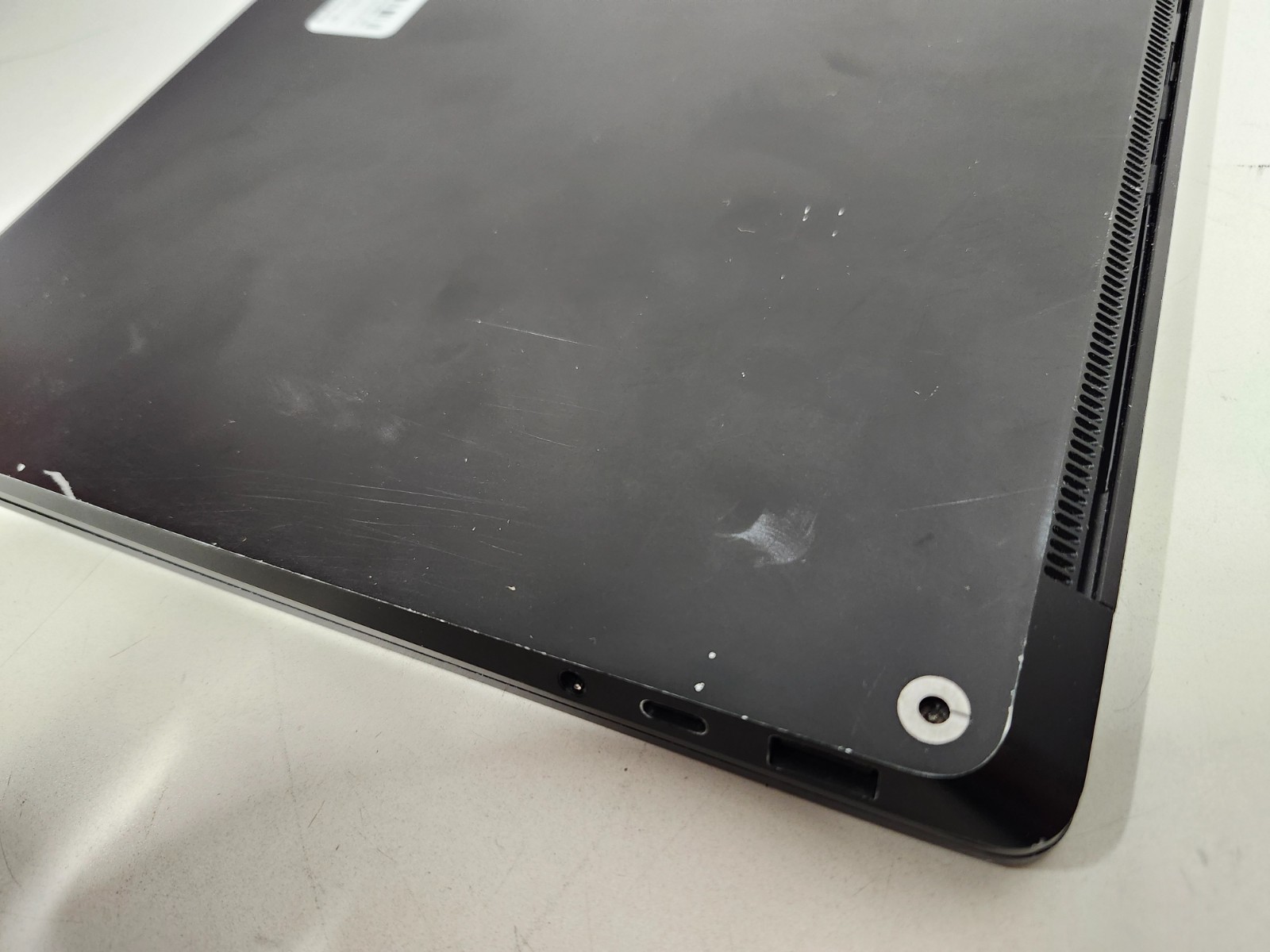 Microsoft Surface Laptop 4 13.5″ Touch i7-1185G7 32GB RAM 1TB NO OS NO PSU