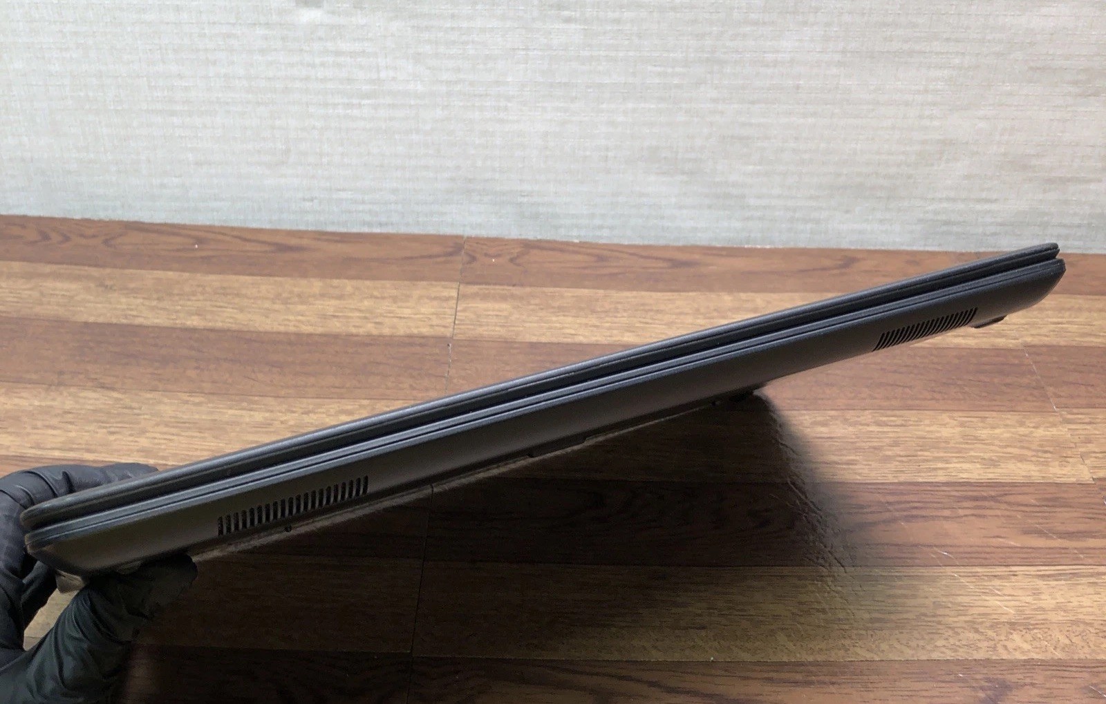 Dell Latitude E7450 14” Core i5-5300U 2.30GHz 256GB SSD 8GB RAM DDR3 – No OS