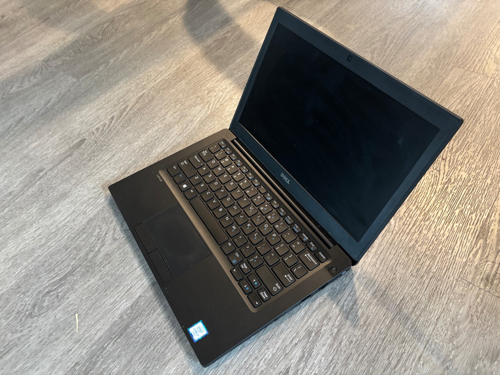 DELL LATITUDE 7280 INTEL CORE I7-7600U 2.80GHZ 16GB RAM NO HD NO CHARGER