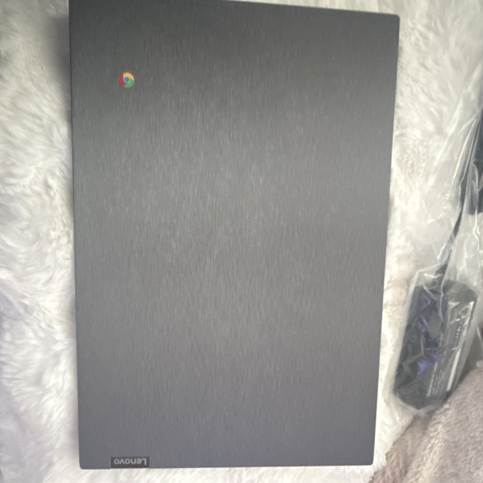 Lenovo 14e Chromebook 81MH0006US 14″ 4GB 32GB SSD Silver Chrome OS Laptop