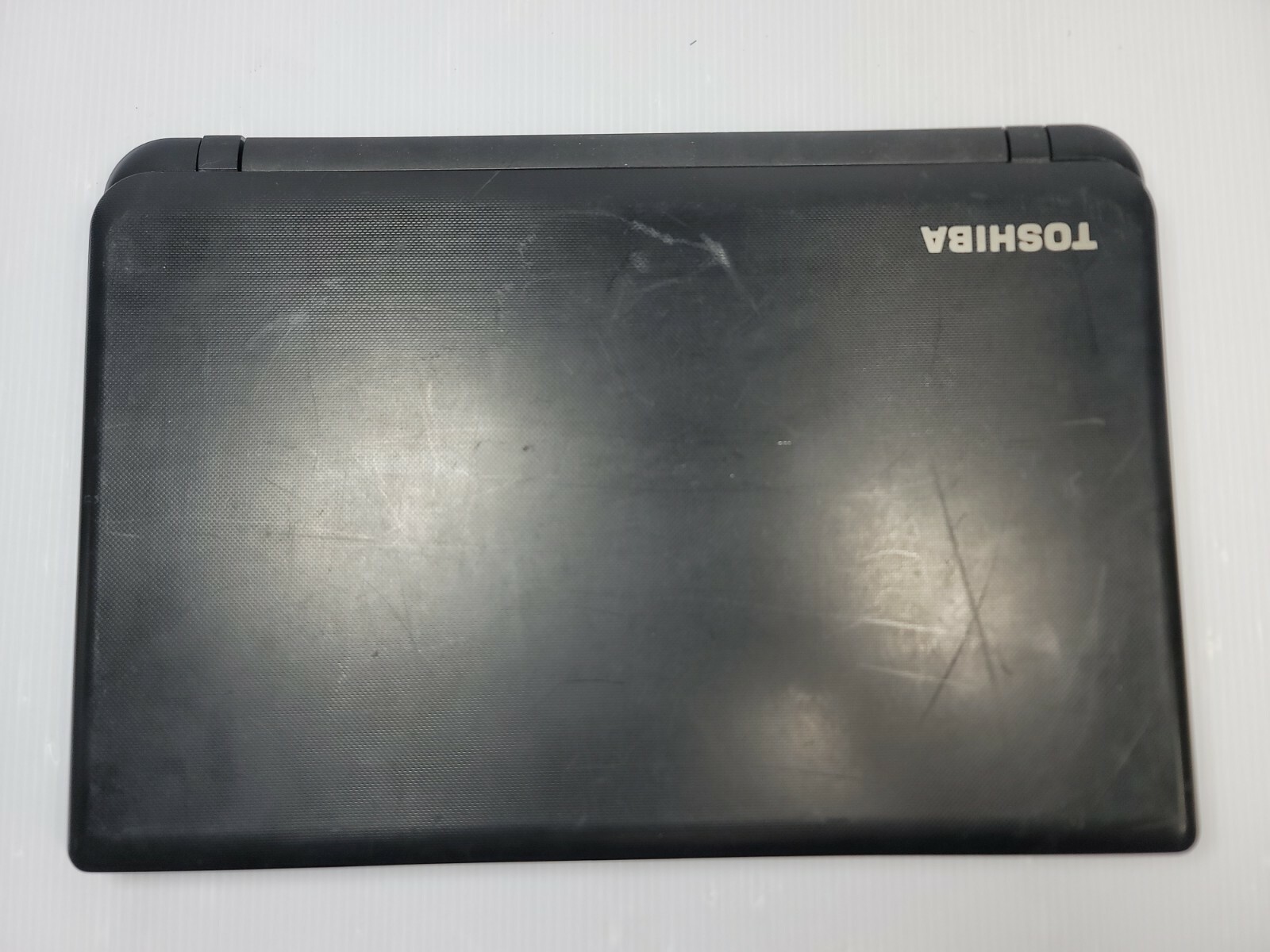 TOSHIBA Satellite 15.6″ C55-B5392 Laptop Intel Core i3-4005U 1.7GHz READ #M1