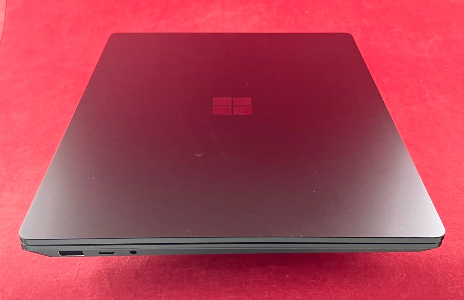 EXCELLENT 13.5″ MICROSOFT SURFACE LAPTOP 3 2K DISPLAY 256GB 8GB i5-1035G7 WIN 11