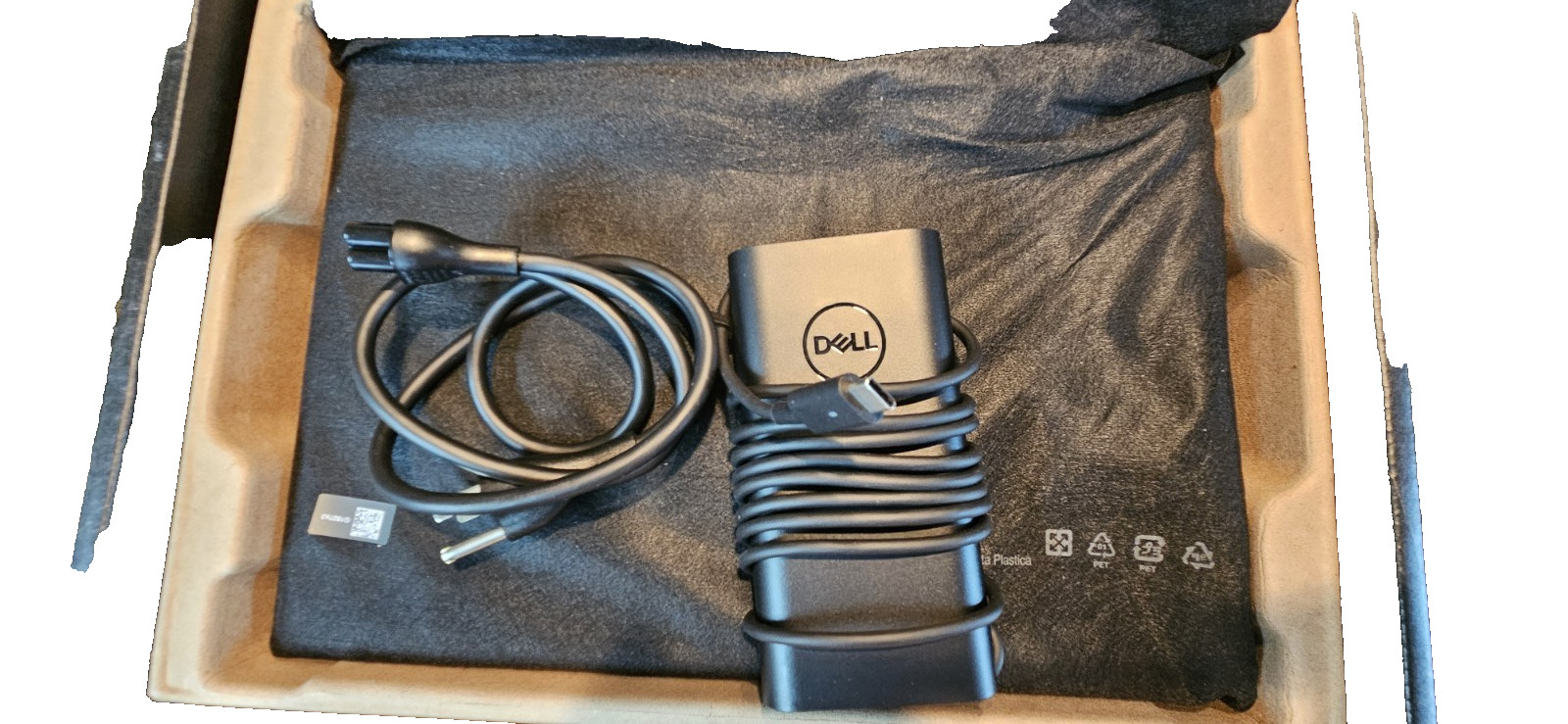 Dell Latitude 5330 – 13.3″ FHD Touch Laptop – i7-1265U , 32GB – 512GB – W11 Pro