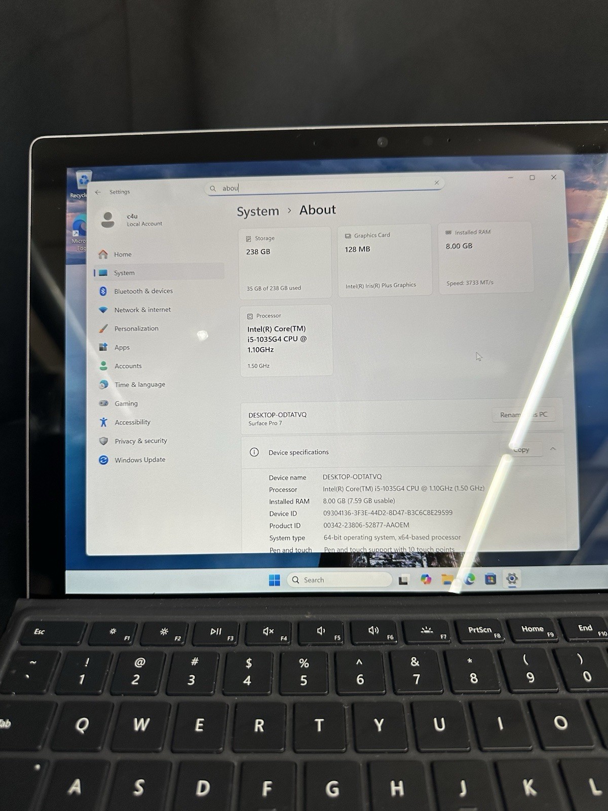 Microsoft Surface Pro 7 12.3″ (256GB SSD, Intel Core i5-1035G4, 8GB RAM) Laptop
