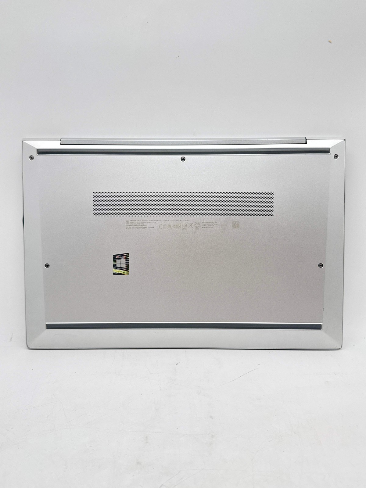 HP EliteBook 840 G8 14-inch Core i7-1185G7 16GB RAM 512GB SSD *FOR PARTS READ*