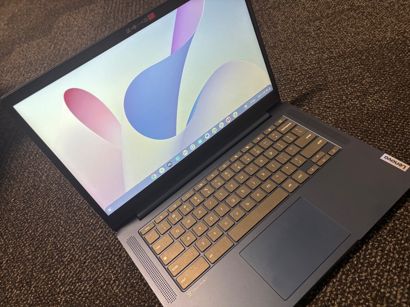 Lenovo IP Slim 3 Chrome 14M868 14″ (128GB eMMC, MediaTek Kompanio 520, 2.00 GHz,