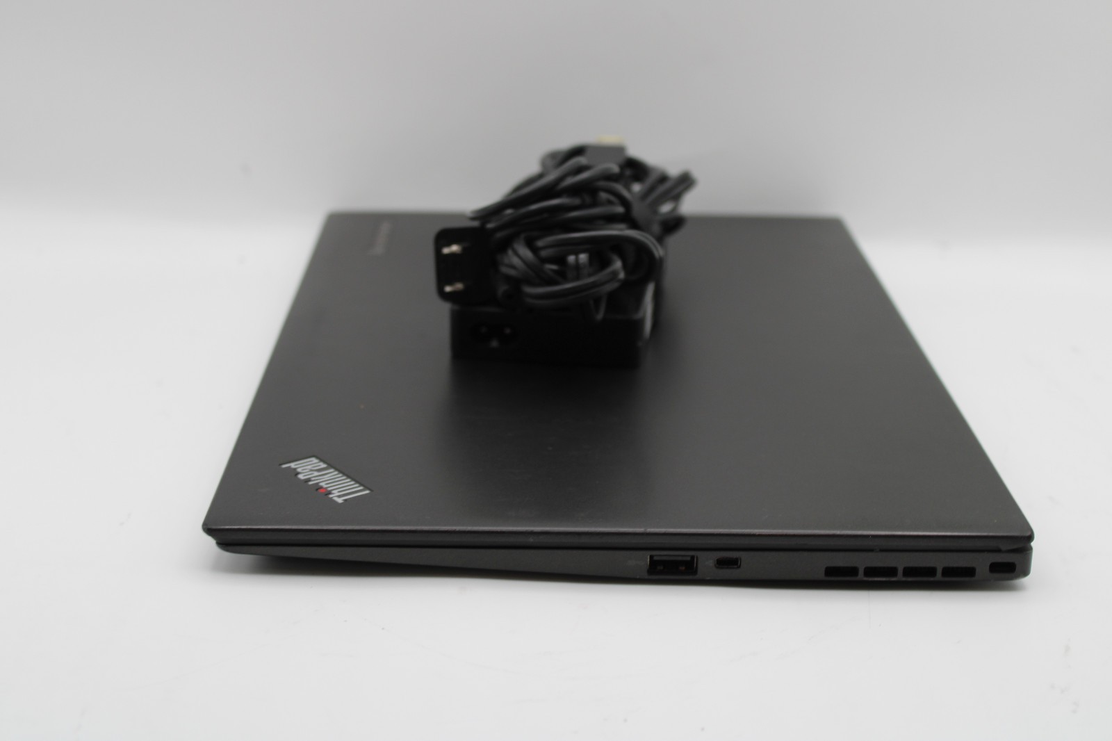 Lenovo ThinkPad X1 Carbon Gen 3 Touch i7-5600U @ 2.6 GHz 8GB RAM 128GB SSD No OS
