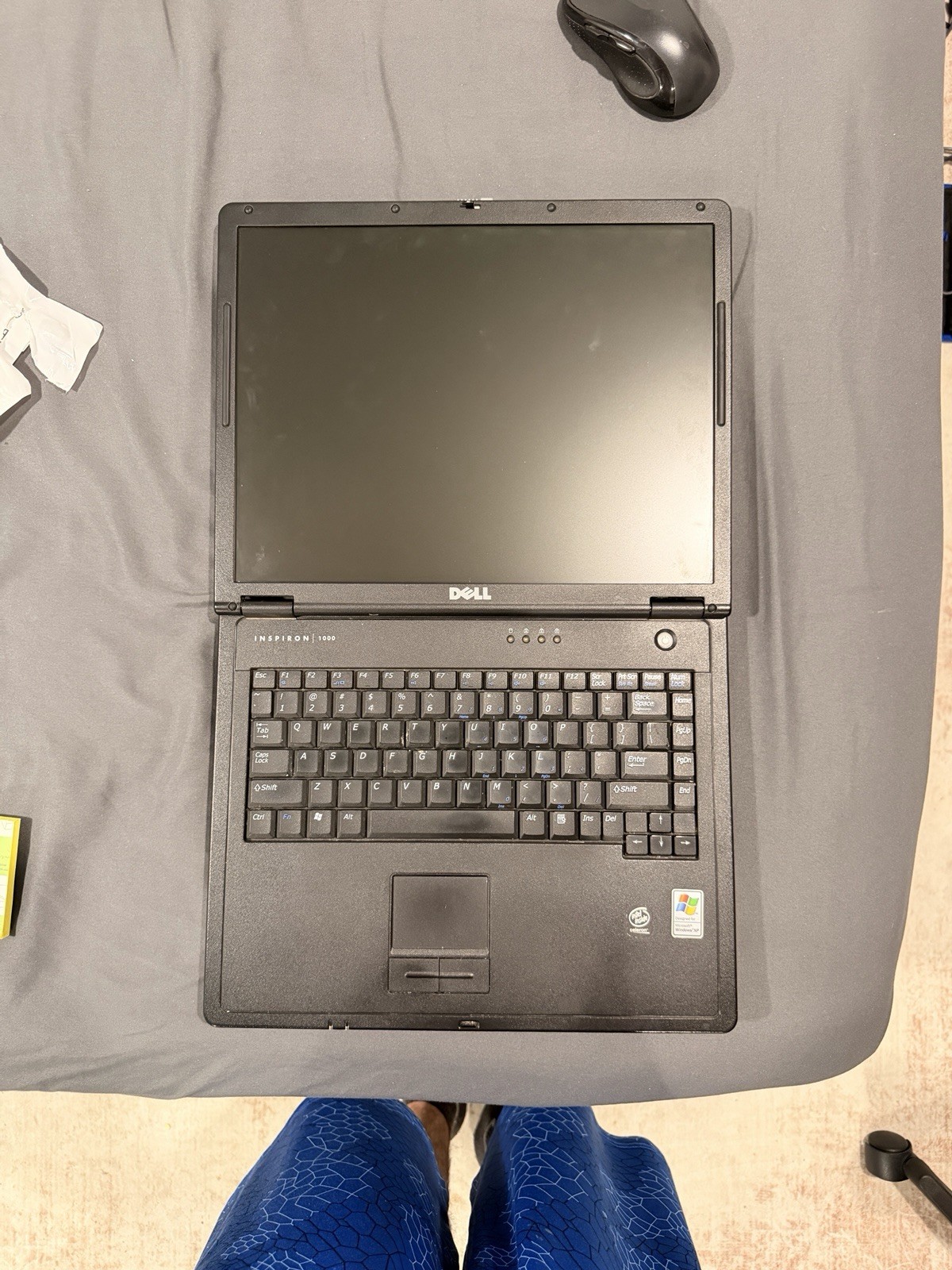 Dell Inspiron1000 14.1″ Celeron 2.4GHz 256MB noHDD noCD-ROM – No Charger 4 parts
