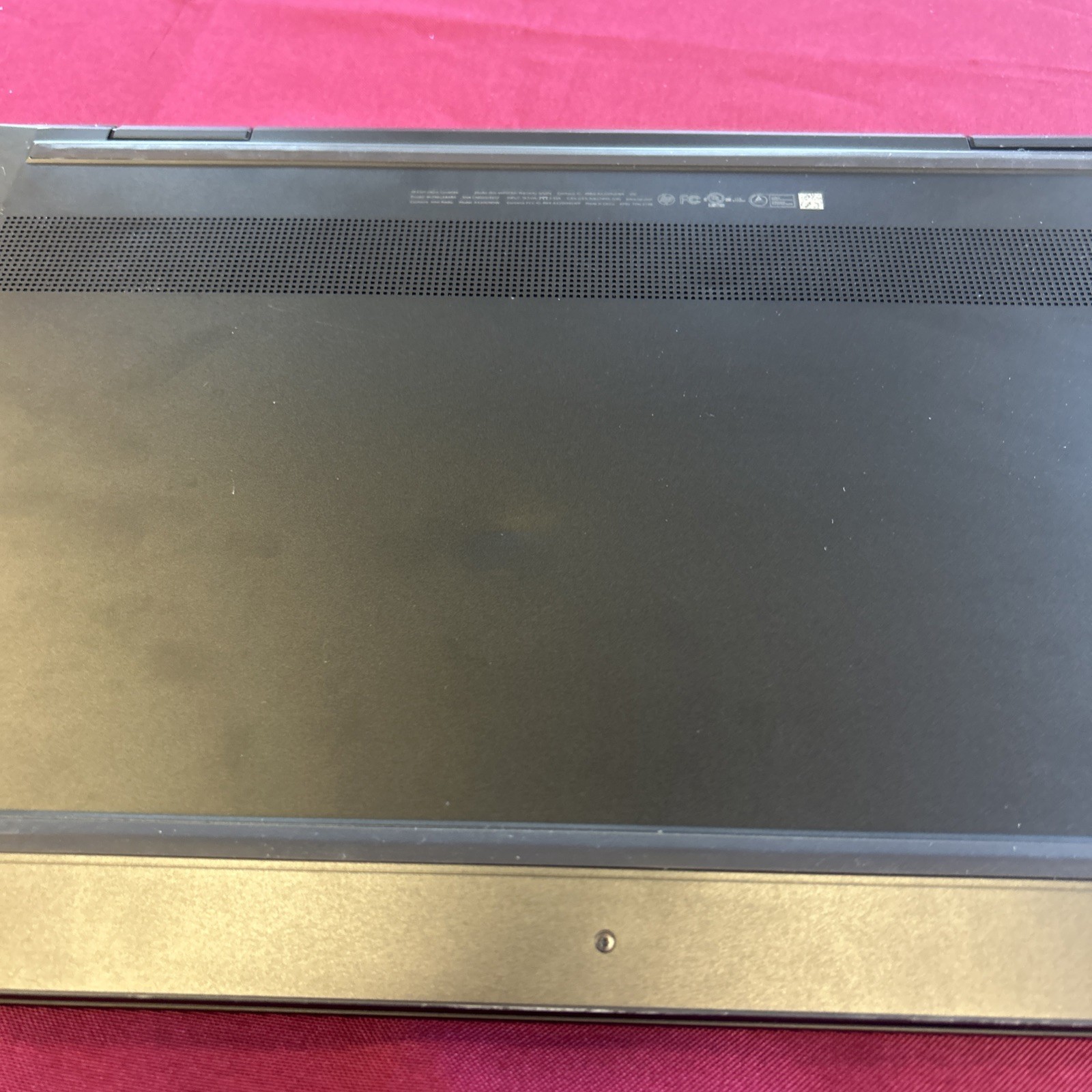 HP Envy x360 2-in-1 Laptop 15.6″ FHD Touch Ryzen 5 4500 8gigs 256 SSD W11Home