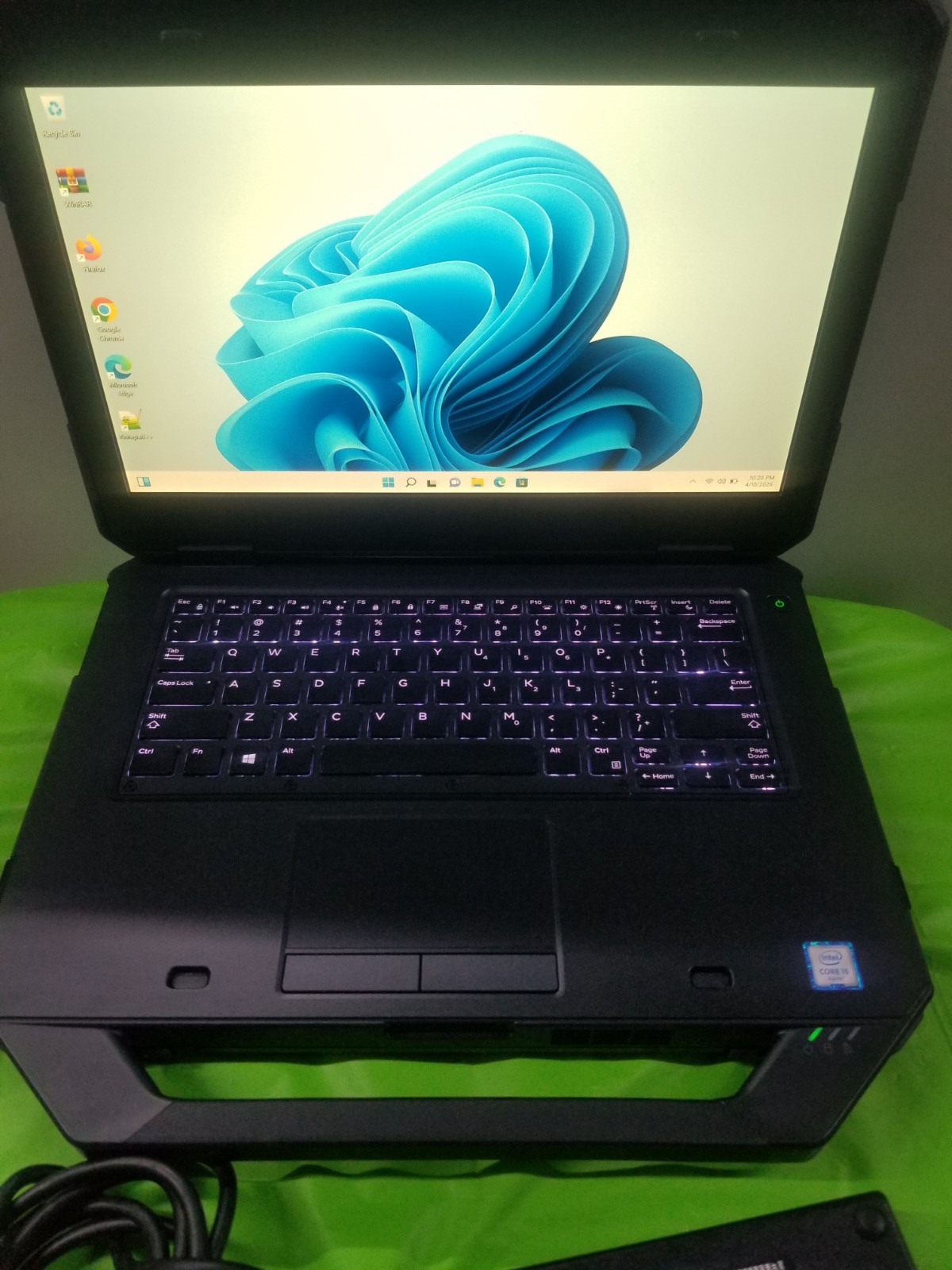 Dell Latitude Rugged 5414 14″ Core i5-6300U 2.4GHz 16GB 256GB SSD Touch, WIN 11