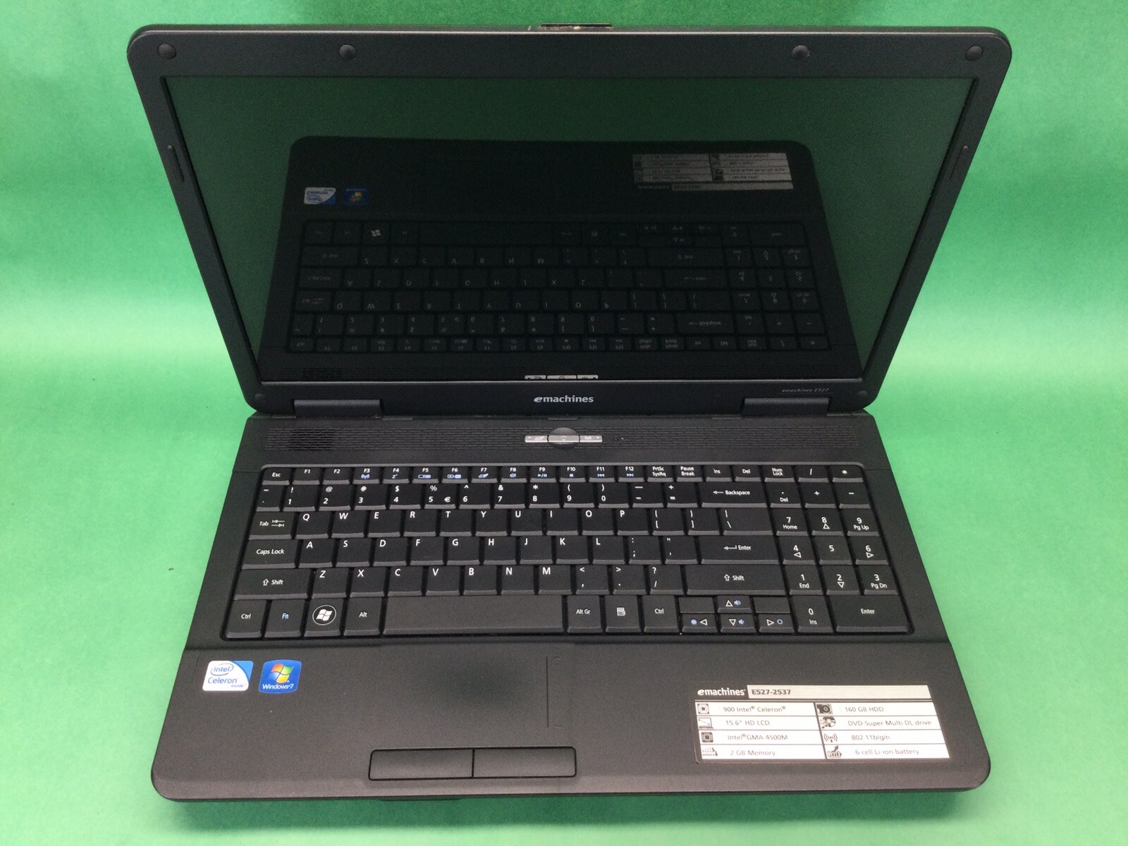 eMachines E527 Series E527-2537 – 15.5” Laptop – UNTESTED