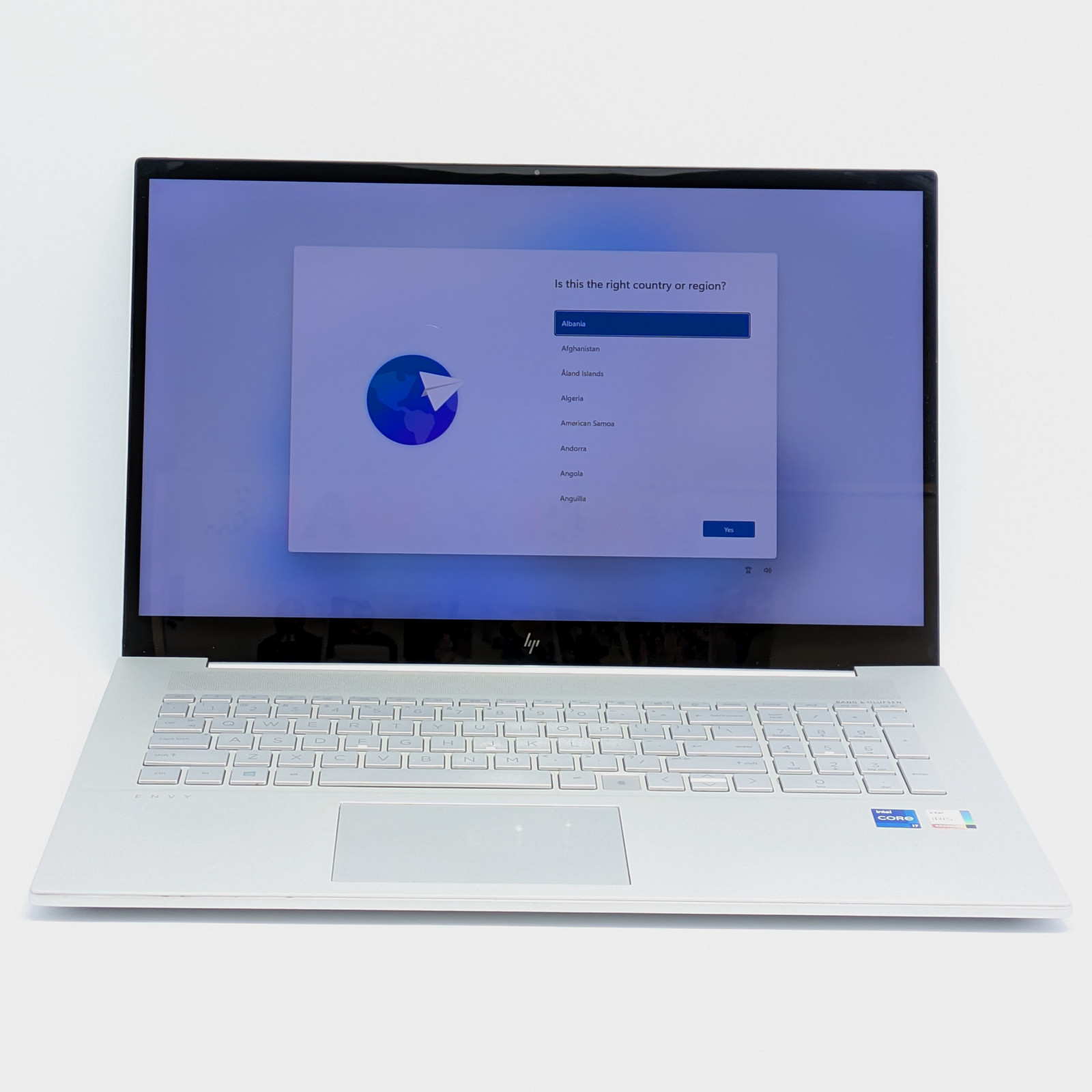 HP ENVY Laptop 17m-cg1013dx 17.3″ i7-1165G7 12GB DDR4 512GB SSD Windows 11 Home