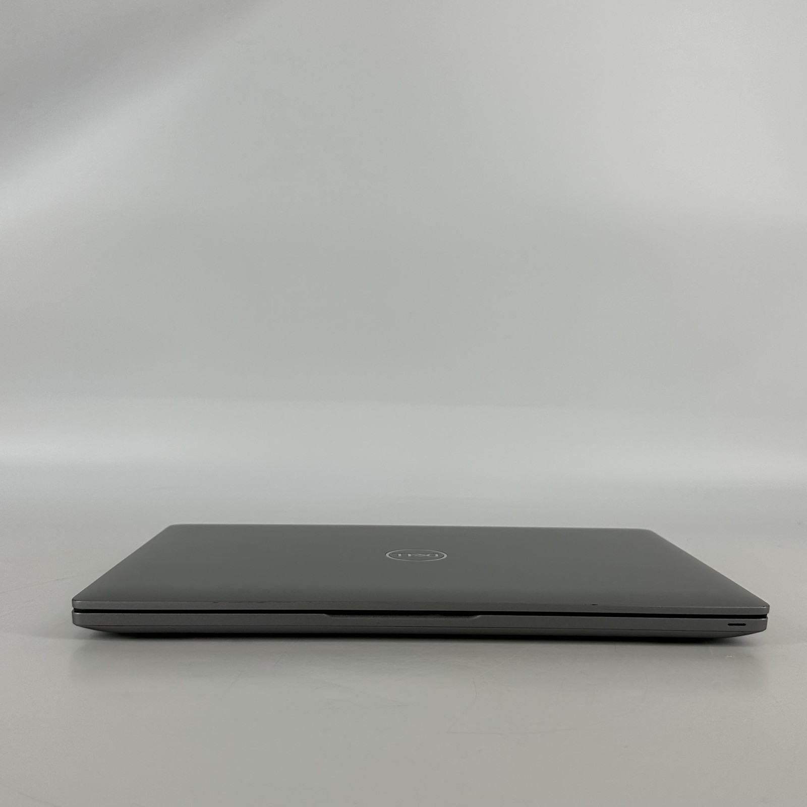 Dell Latitude 5430 14 Gray FHD 1.7 GHz i7-1255U 16GB RAM 256GB SSD Very Good