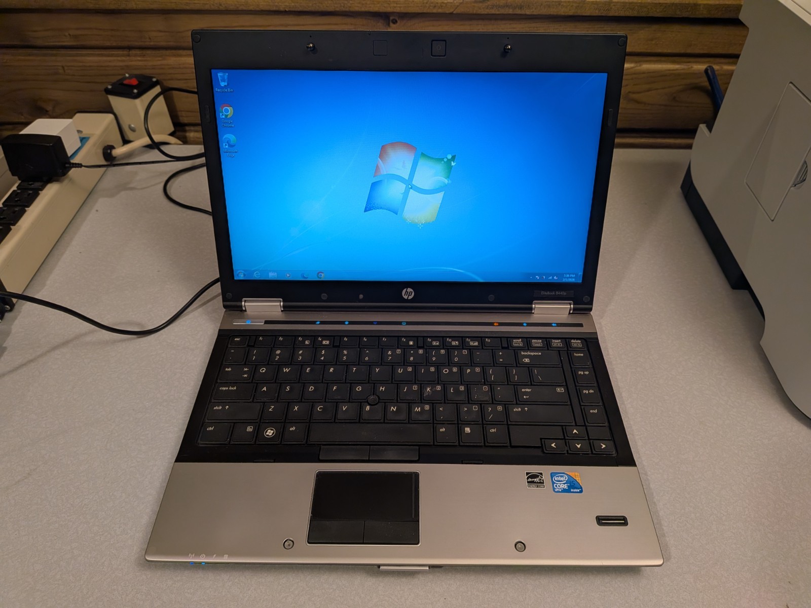 HP EliteBook 8440p 14 Laptop Intel i5 8GB RAM 320GB Windows 7 Charger No Battery