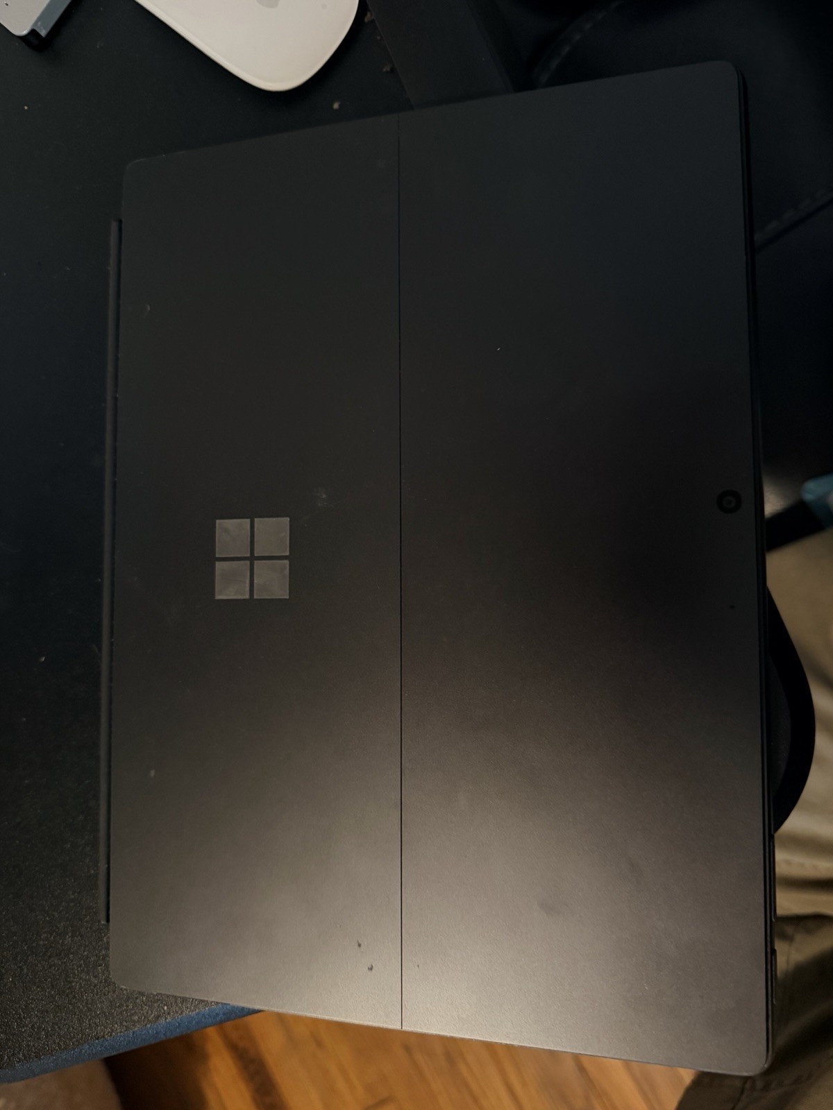 Microsoft Surface Pro 9 13″ (256GB SSD, Intel Core i5 12th Gen., 4.40 GHz, 8GB,