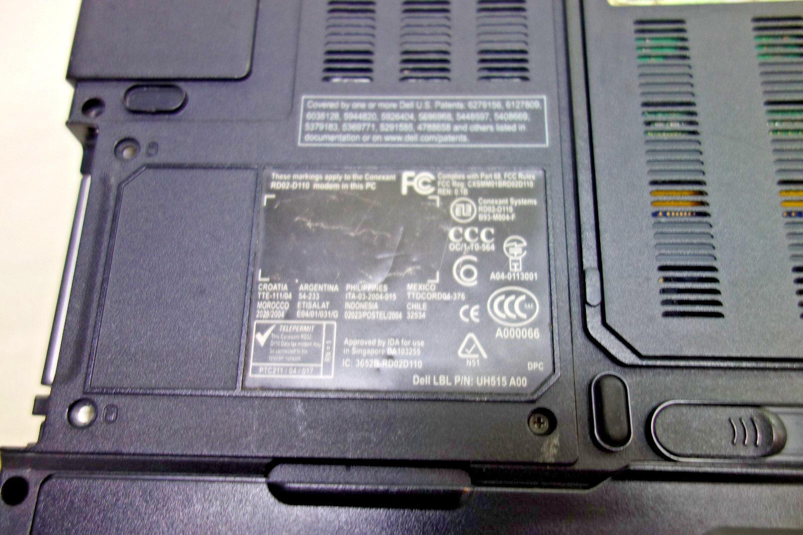 Inspiron 6400 15.4in Core 2 Duo 2 GHz 6G ram no HDD no charger for parts repair