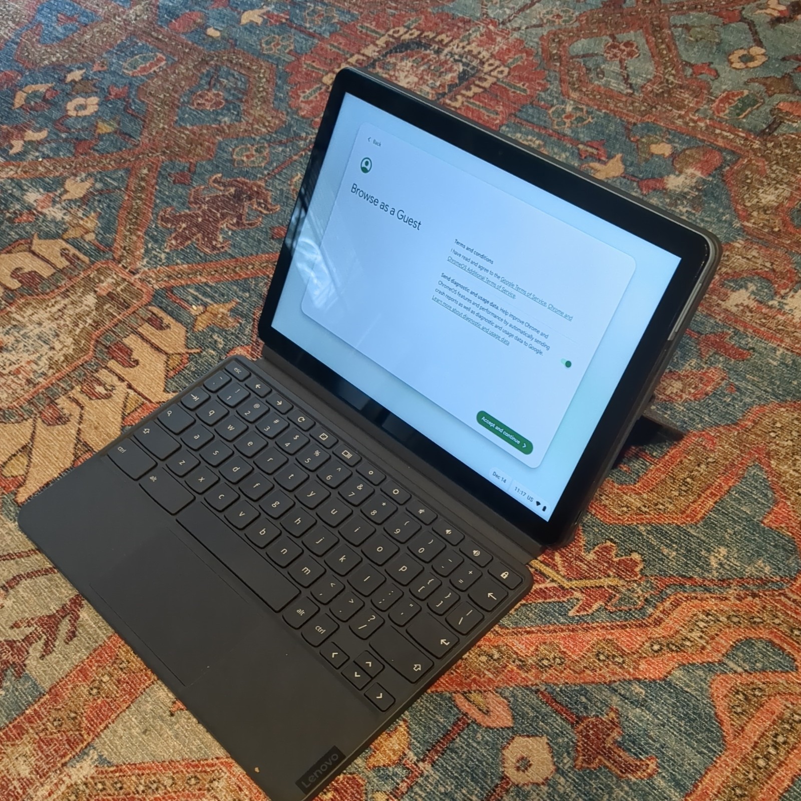 Lenovo Chromebook Duet 10.1″ (128GB) 2-in-1 Tablet Laptop – Ice Blue/Iron Gray