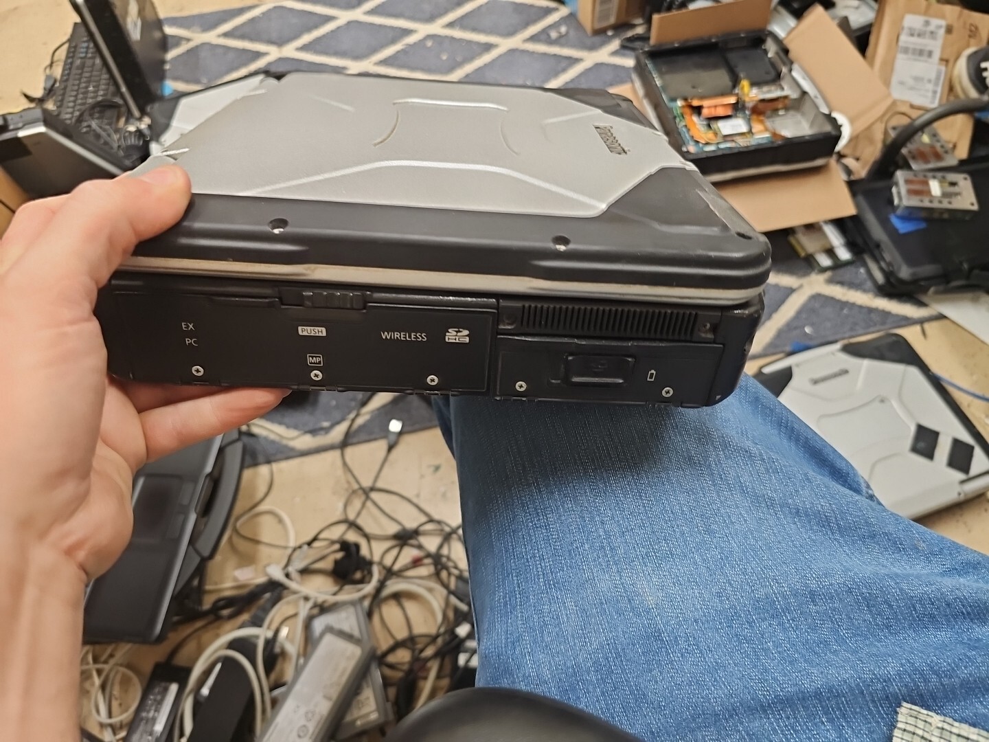 Panasonic Toughbook CF-31 MK-1 i5 520M @ 2.40GHz 8GB RAM DDR3 ( 18660HRS)