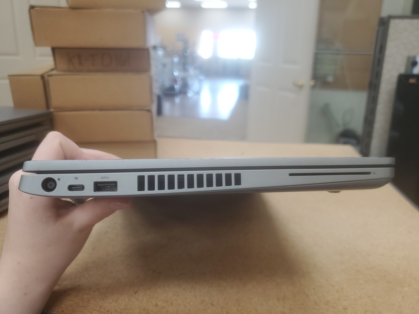 Dell Precision 3550 Laptop – i5-10310U 8GB 256GB SSD 15.6″ 051526-80