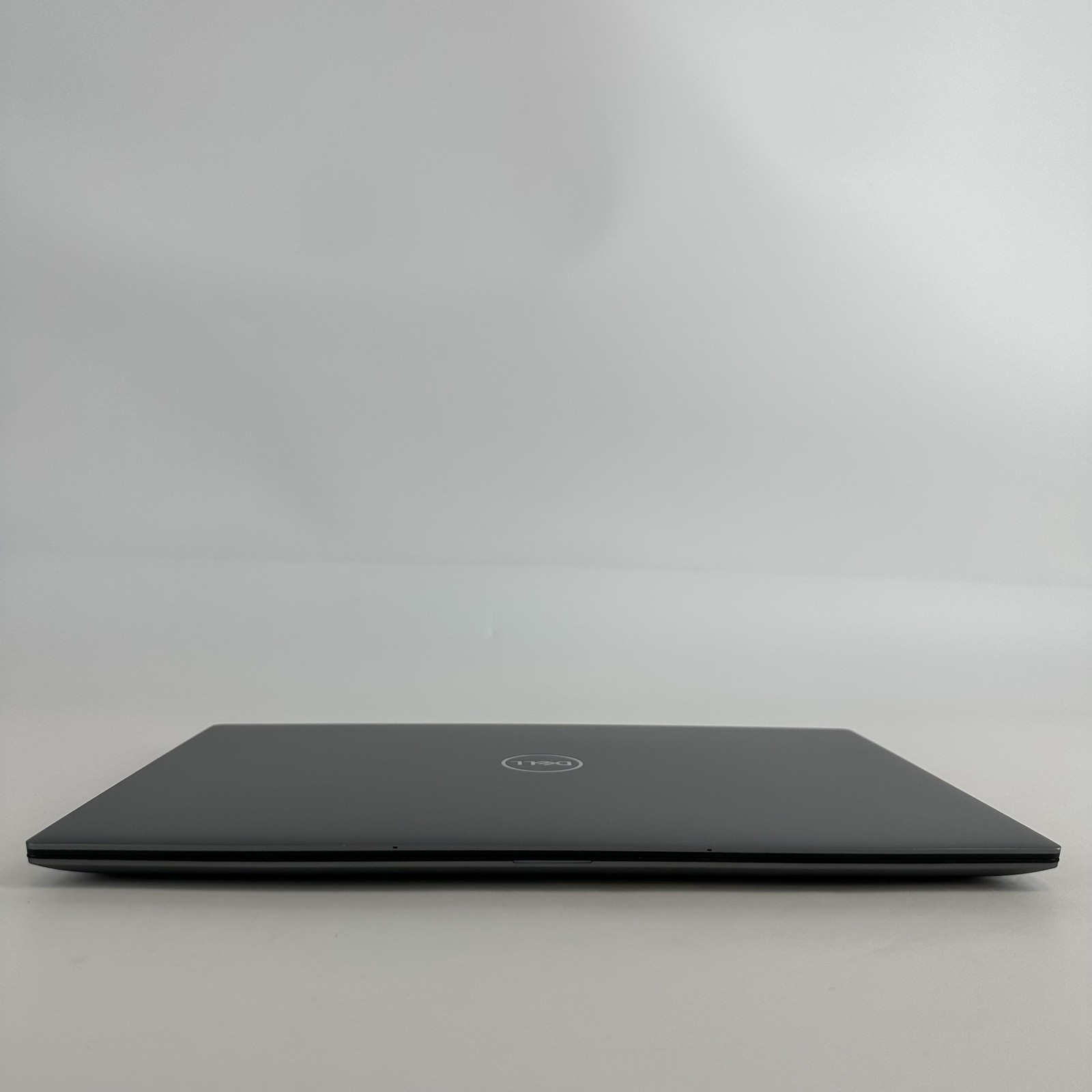 Dell Precision 5570 15.6 FHD+ 2.5 GHz i9-12900H 8GB 512GB SSD NVIDIA RTX A2000
