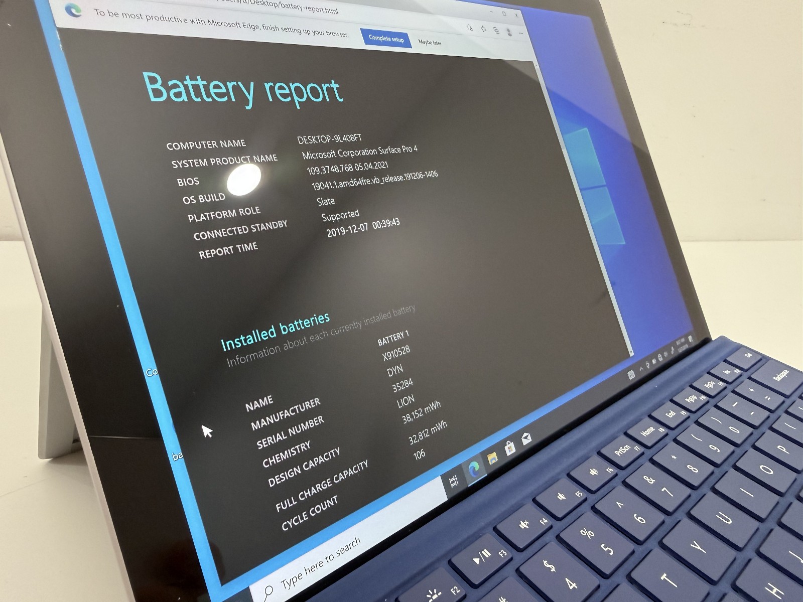 Microsoft Surface Pro 4 i7-6650U CPU @ 2.20GHz 8 GB RAM 256 GB Win 10 Pro