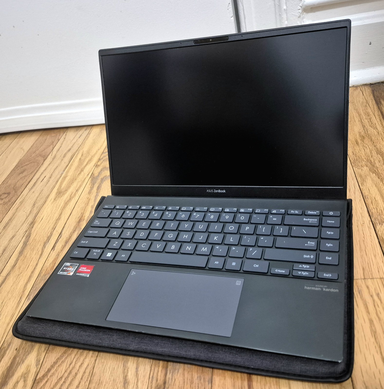 ASUS 14in Zenbook FHD 16GB RAM 1TB SSD AMD Ryzen 9 5900HX Mobile Processor