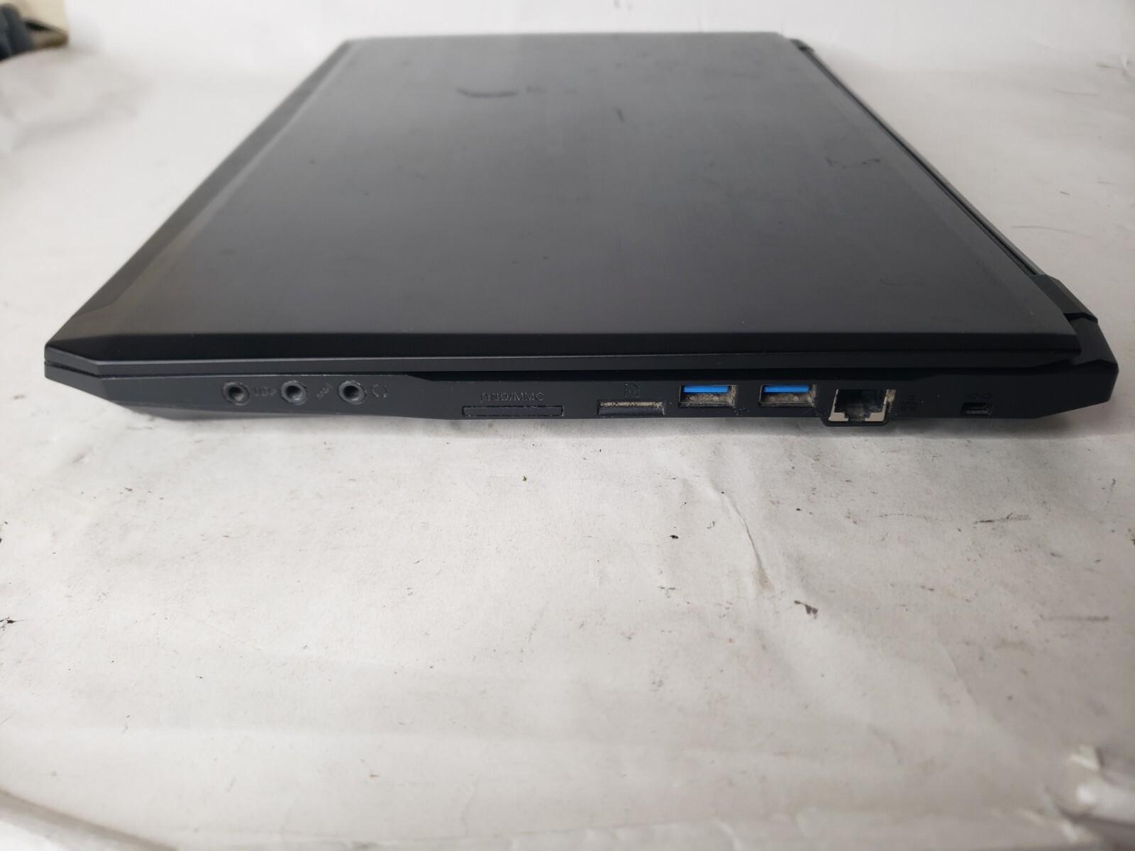 Eluktronics Clevo Gaming Laptop P650RG-G i7-6820HK GTX 980M 64GB RAM 2TB NVME