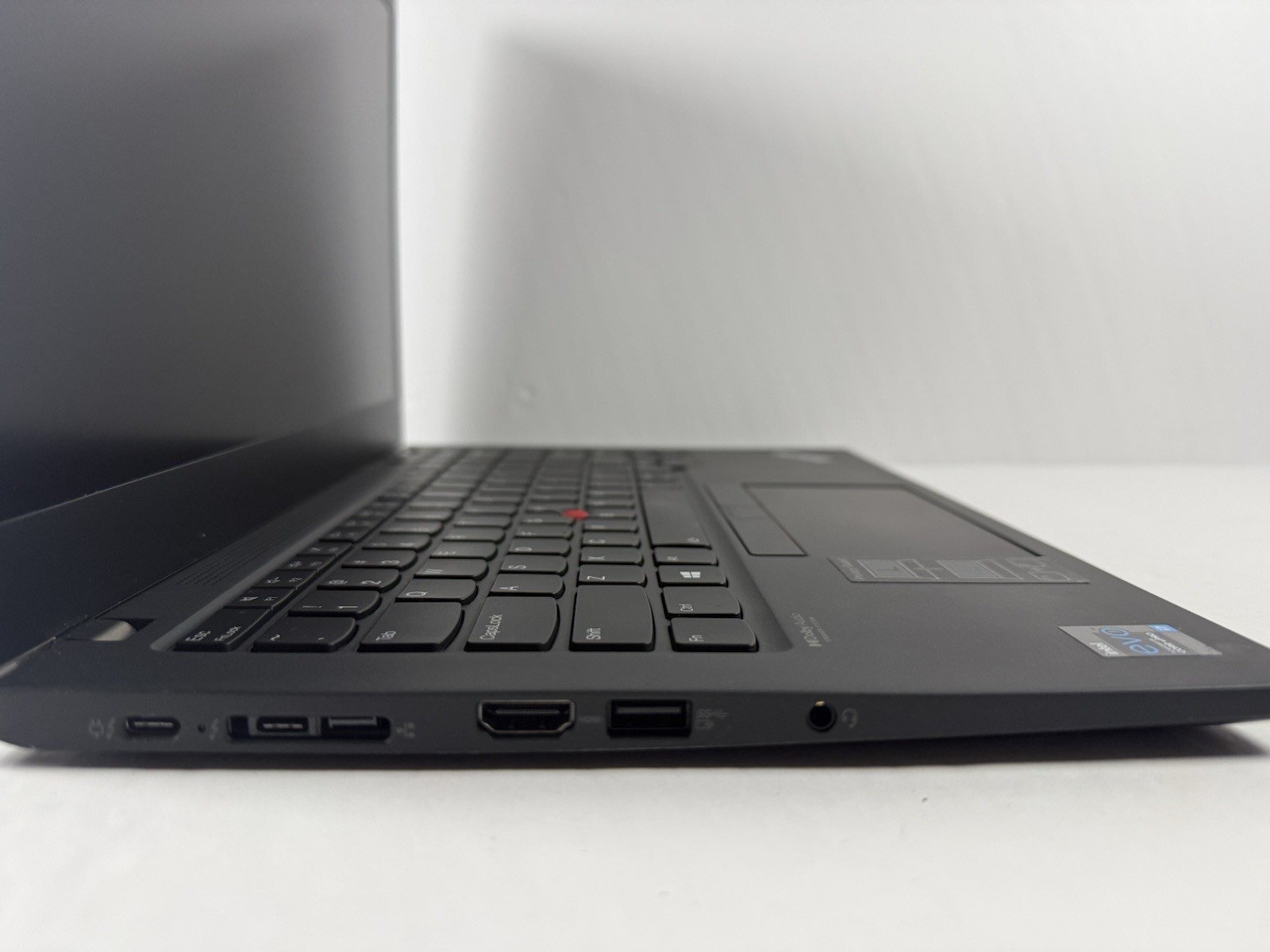 Lenovo ThinkPad T14s Gen 2 i7-1185G7 32GB 14″ FHD 1920×1080 512GB WWAN 4G Touch