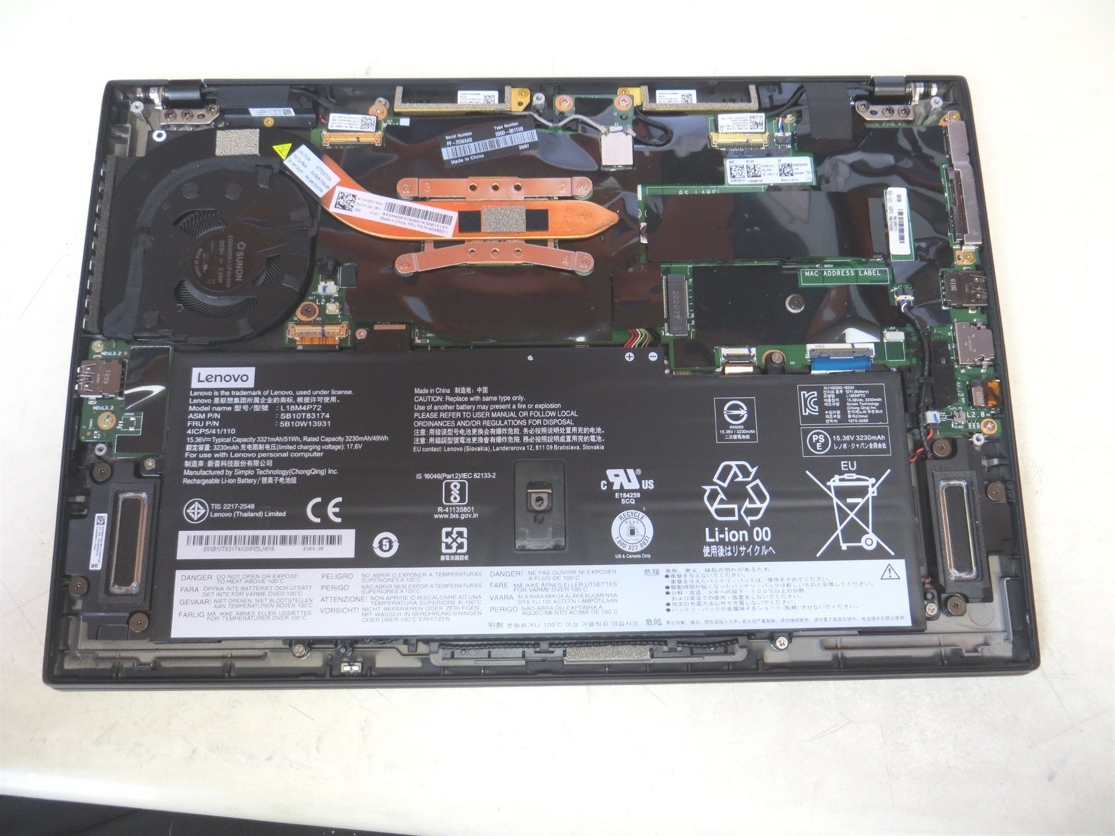 Scratched LCD Lenovo ThinkPad X1 Carbon Gen 7 Intel i5-8265U 1.6GHz 8GB 256GB