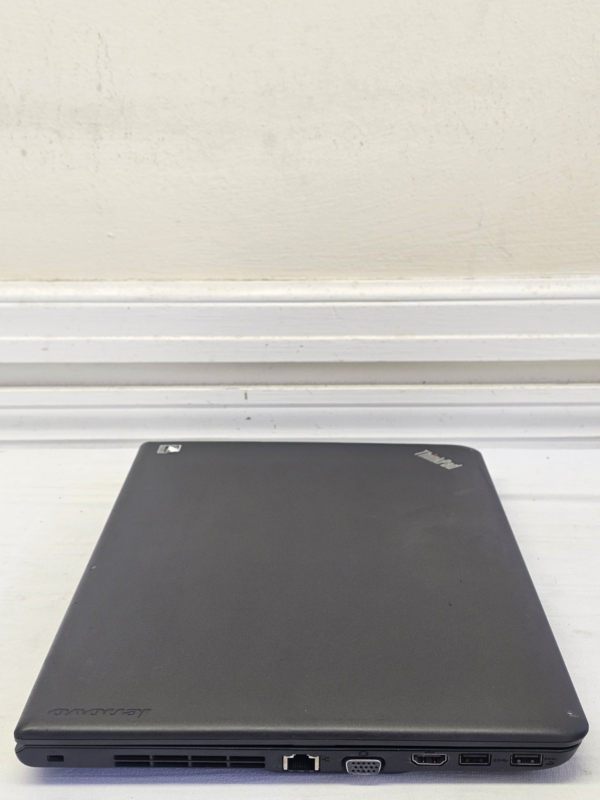 Lenovo ThinkPad E555 Laptop – AMD A6-7000 Radeon – 8GB RAM – Parts/Repair – READ