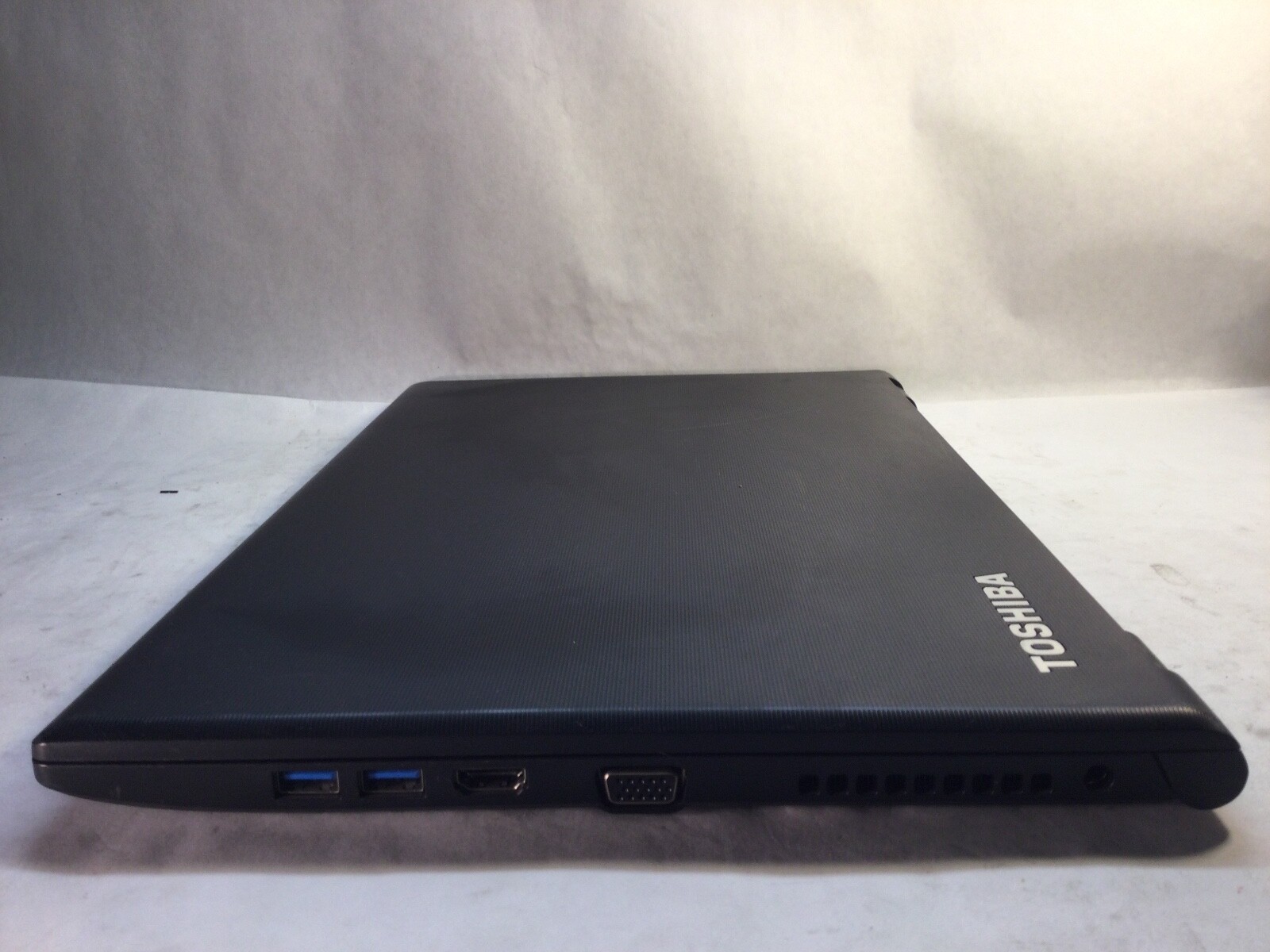 Toshiba Tecra C50-B1500 15″ Intel Core i3-4005U- MISSING KEY – MZ