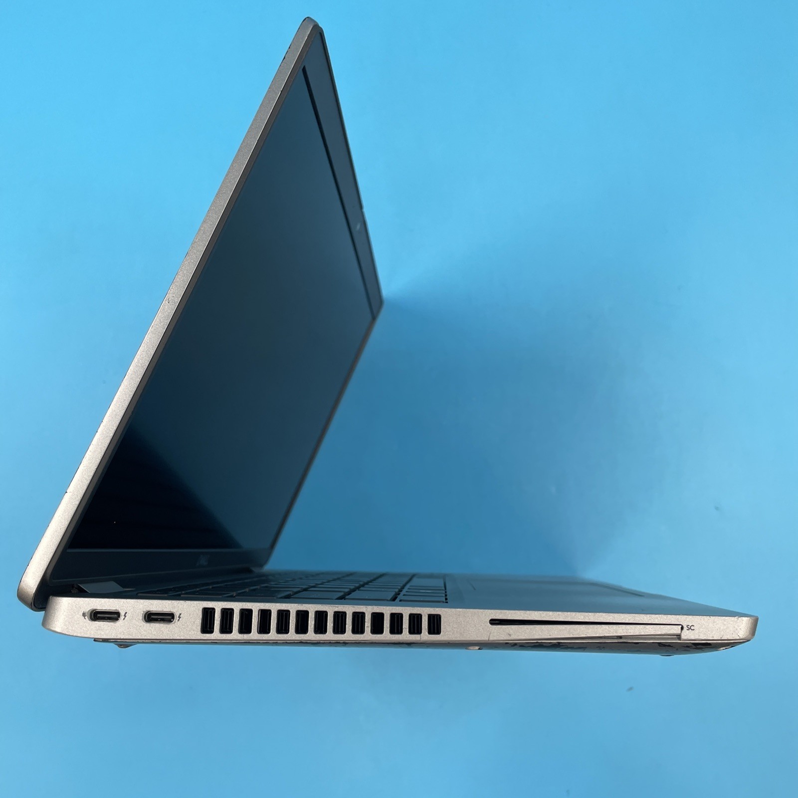Dell Latitude 5420 | i7-1185G7 | 16GB RAM | 256GB SSD | NO OS | 42% BATT