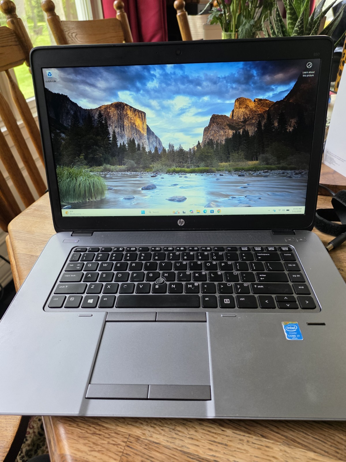 HP EliteBook i7 V Pro 5600U 2.60GHz 8GB RAM 233GB SSD Win 11 Pro Flawless EUC