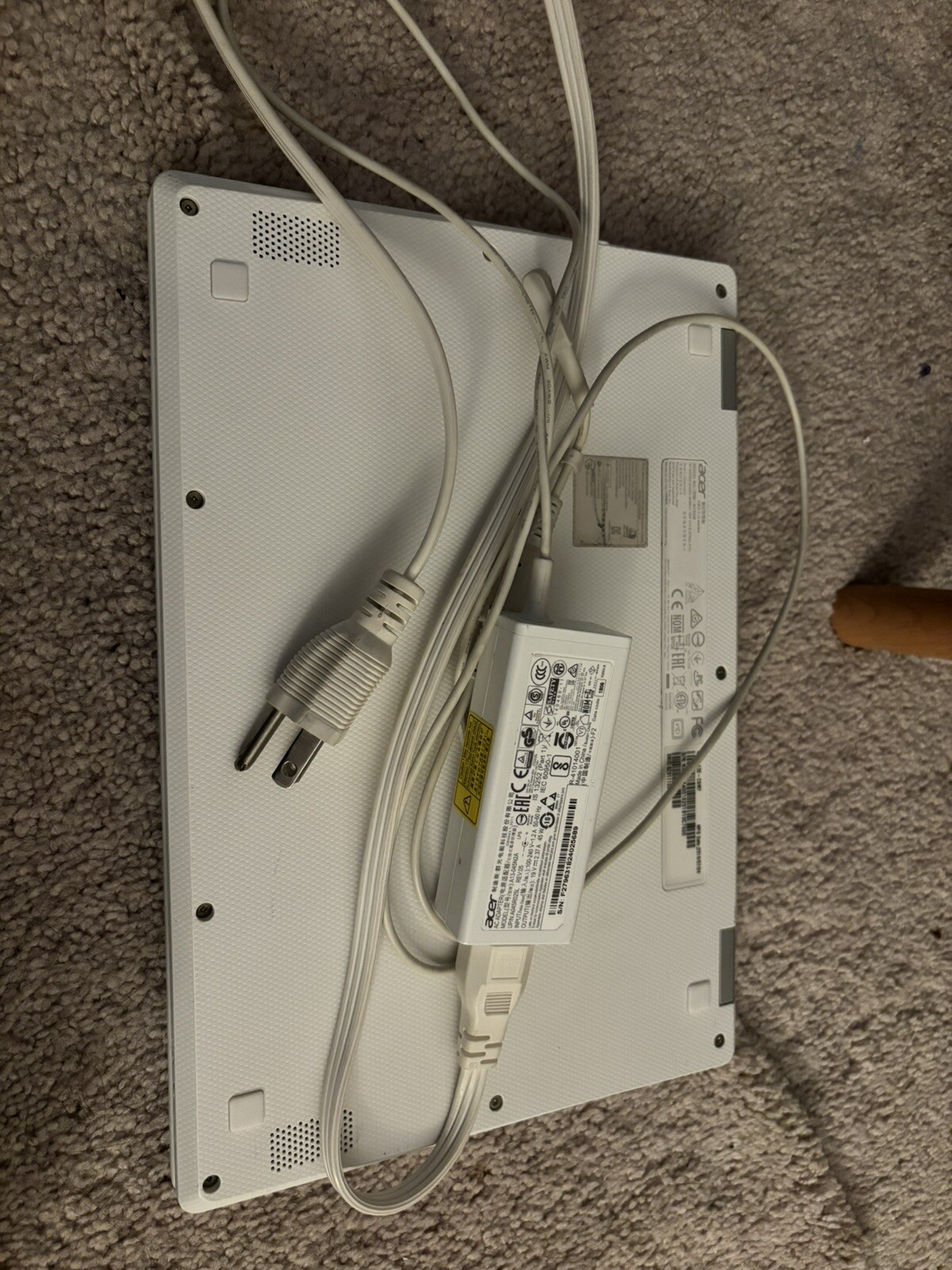 Acer Chromebook 11 CB3-132-C9M7 11.6in. (16GB, Intel Celeron processor, 2gb mem)