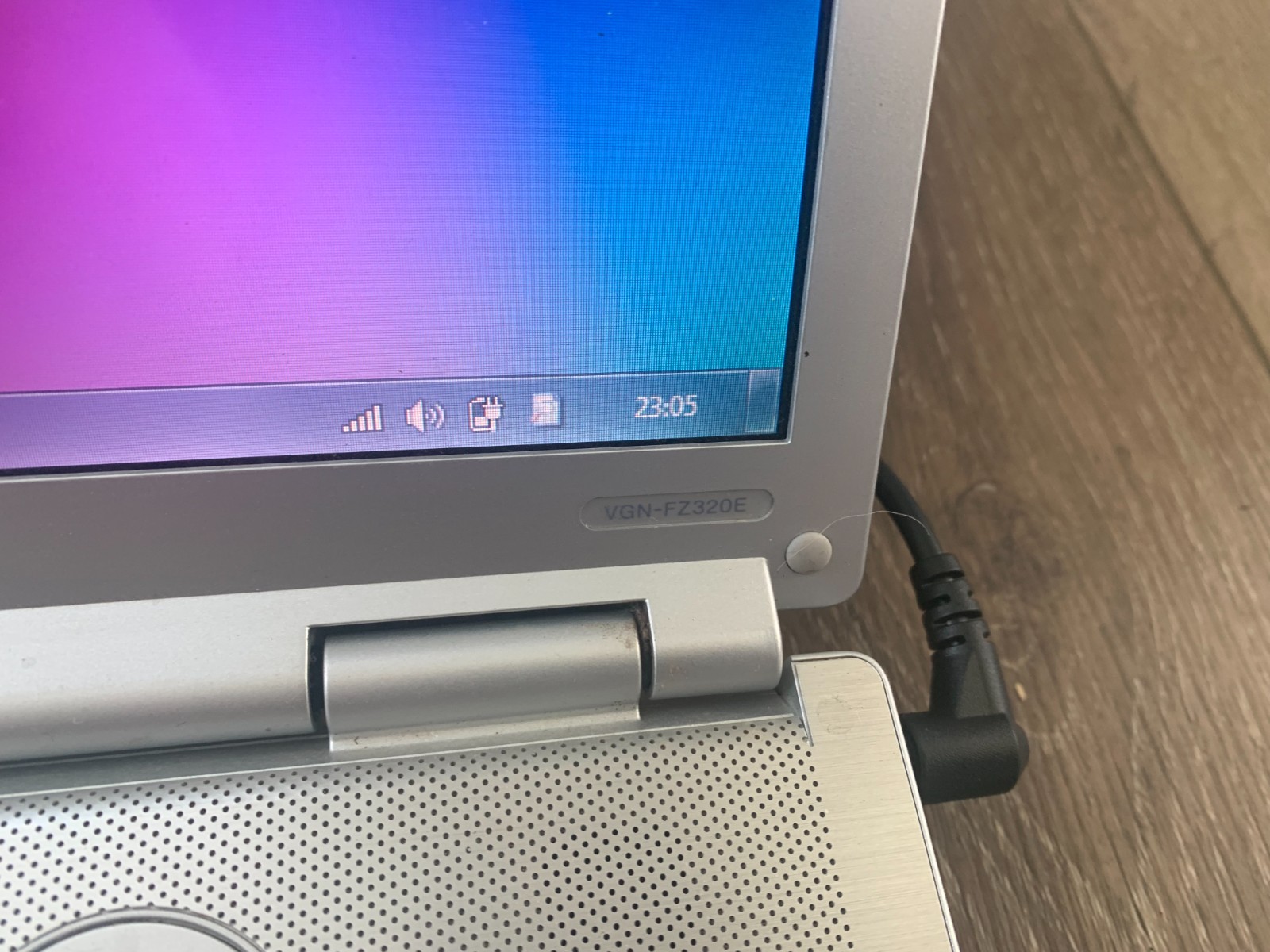 Sony PCG-3A4L VGN-FZ320E 15.4″ Intel Core 2 Duo T5450 166GHz 2GB Ram 120GB HDD