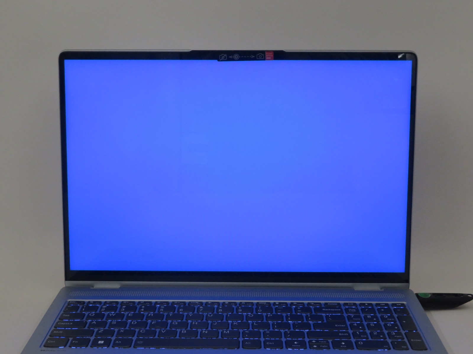 Lenovo Ideapad Flex 5 16IAU7 16in i5-1235U 16GB RAM 512GB SSD W11