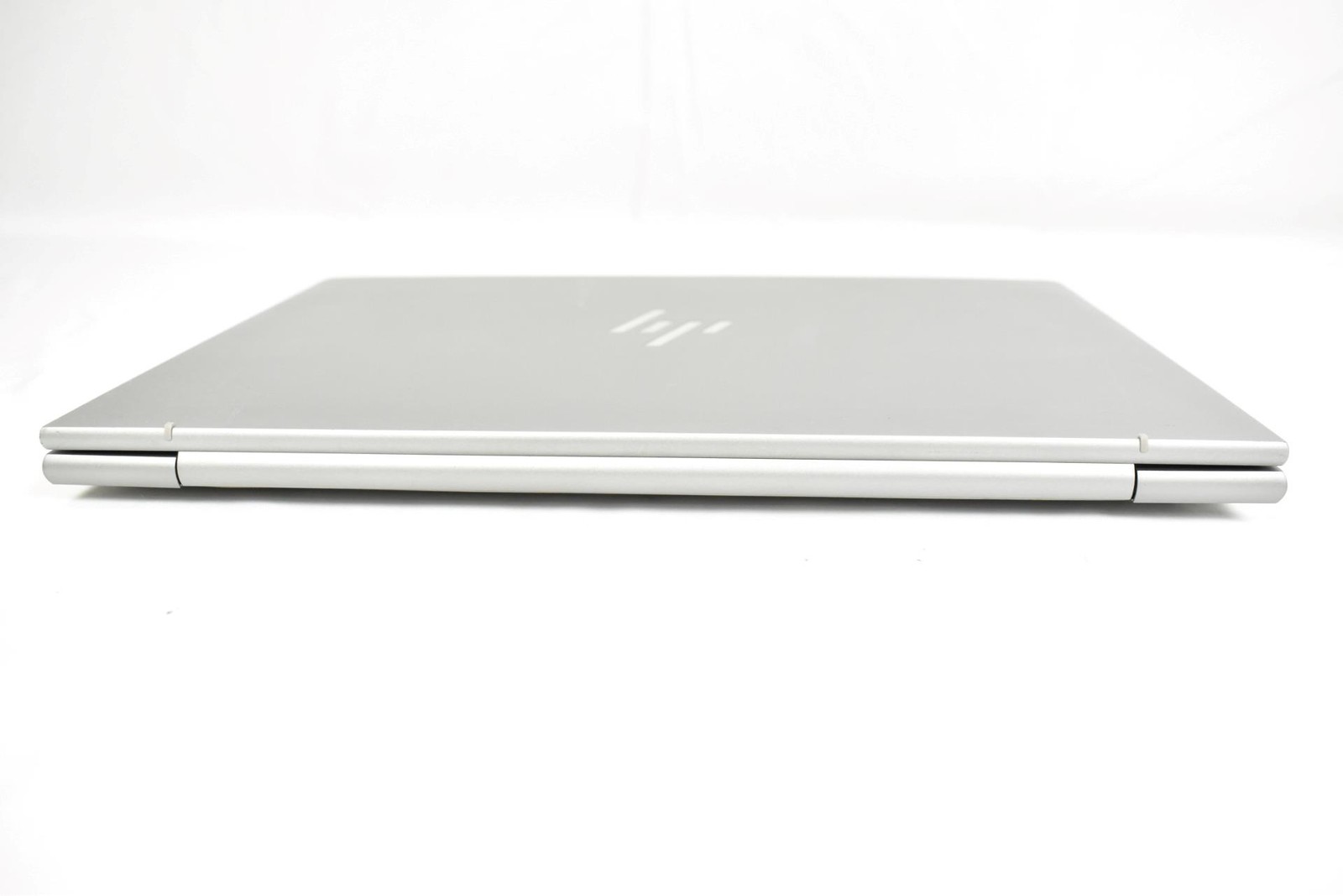 HP Z Book Firefly 14 G10 Touchscreen Laptop i5-1340P 16GB 256GB SSD 14″ No OS