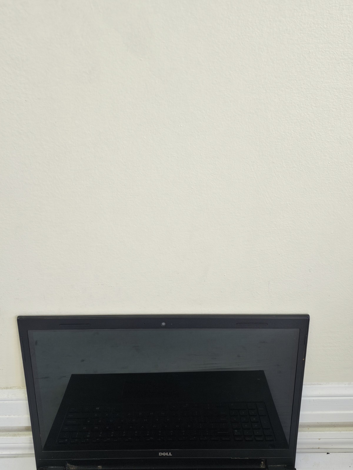 Dell Inspiron 3542 Laptop – i3-4005u – 4GB RAM – 500GB HDD – NO BATTERY – Win 10
