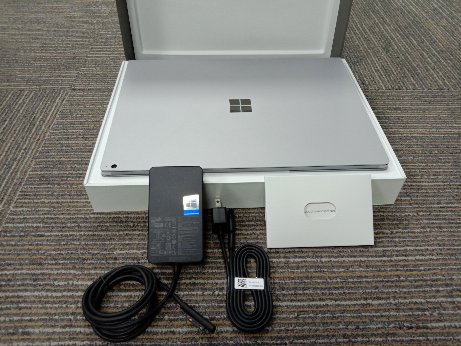 New Microsoft Surface Book 3 15″ i7 32GB RAM 2TB SSD GTX 1660Ti Laptop Notebook