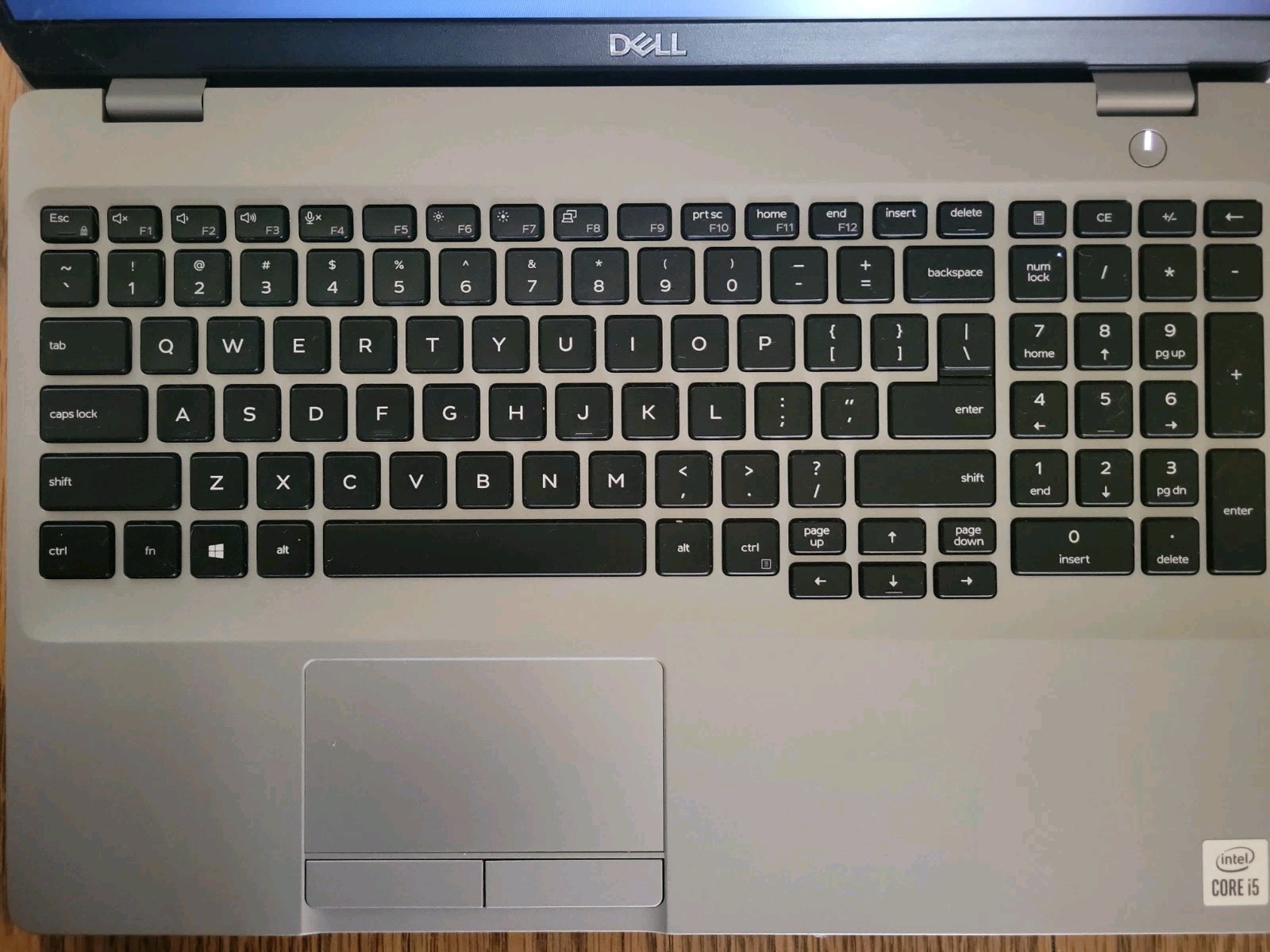 DELL Latitude 5510 i5-10210U 1.6GHz- 4.20Ghz Max . 8Gb RAM. 256Gb NVme Win11 Pro