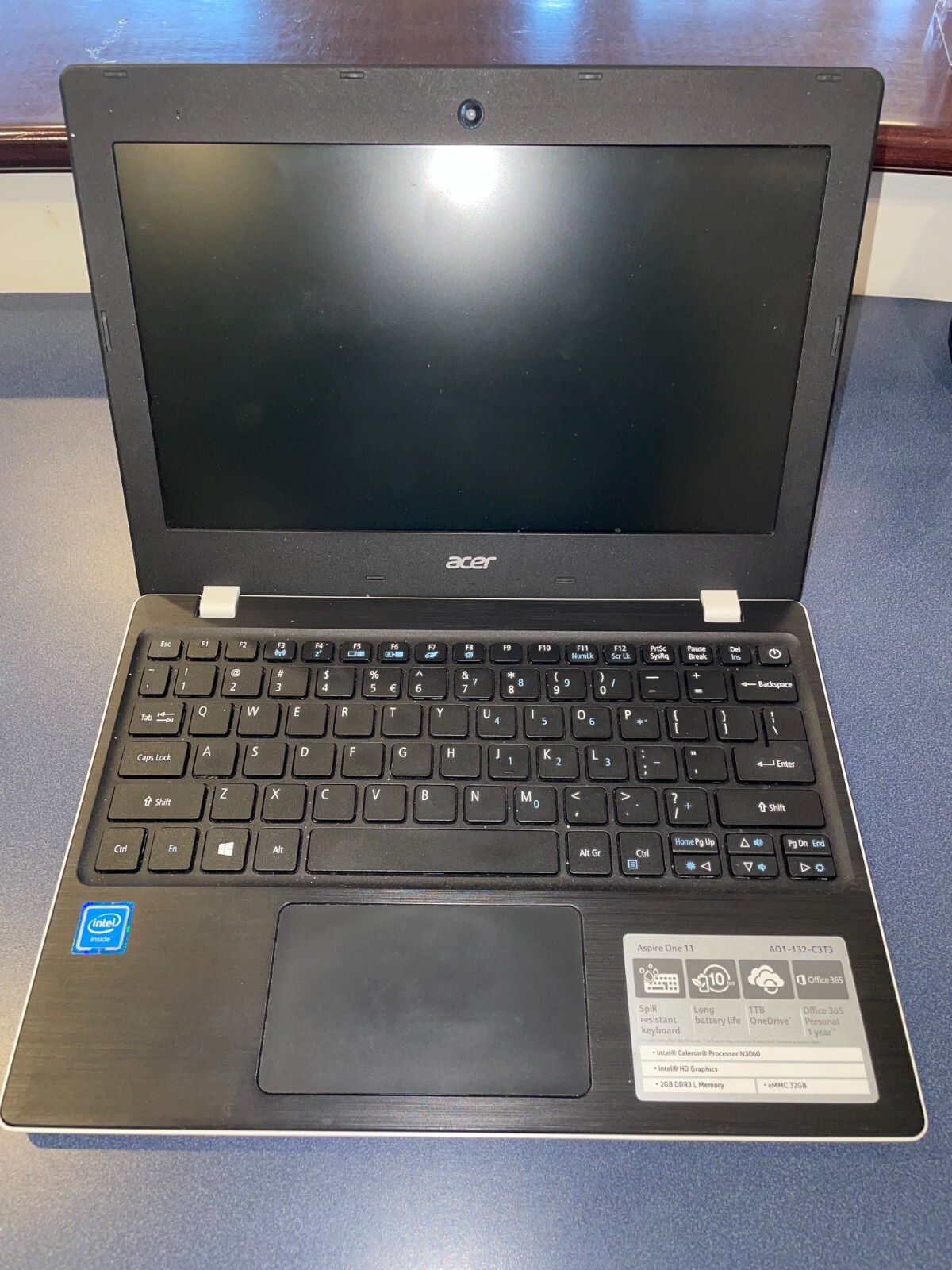 Acer Aspire One 11 Series Bundle