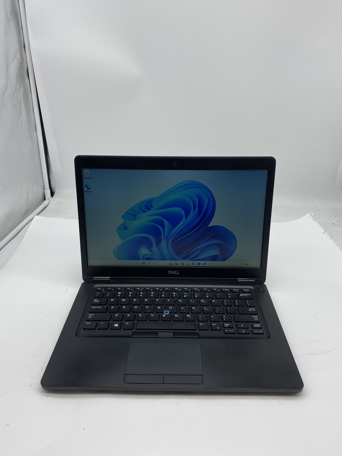 Dell Latitude 5490 Laptop Intel Core i5 8350U 1.7GHz 16GB 256GB SSD W11P