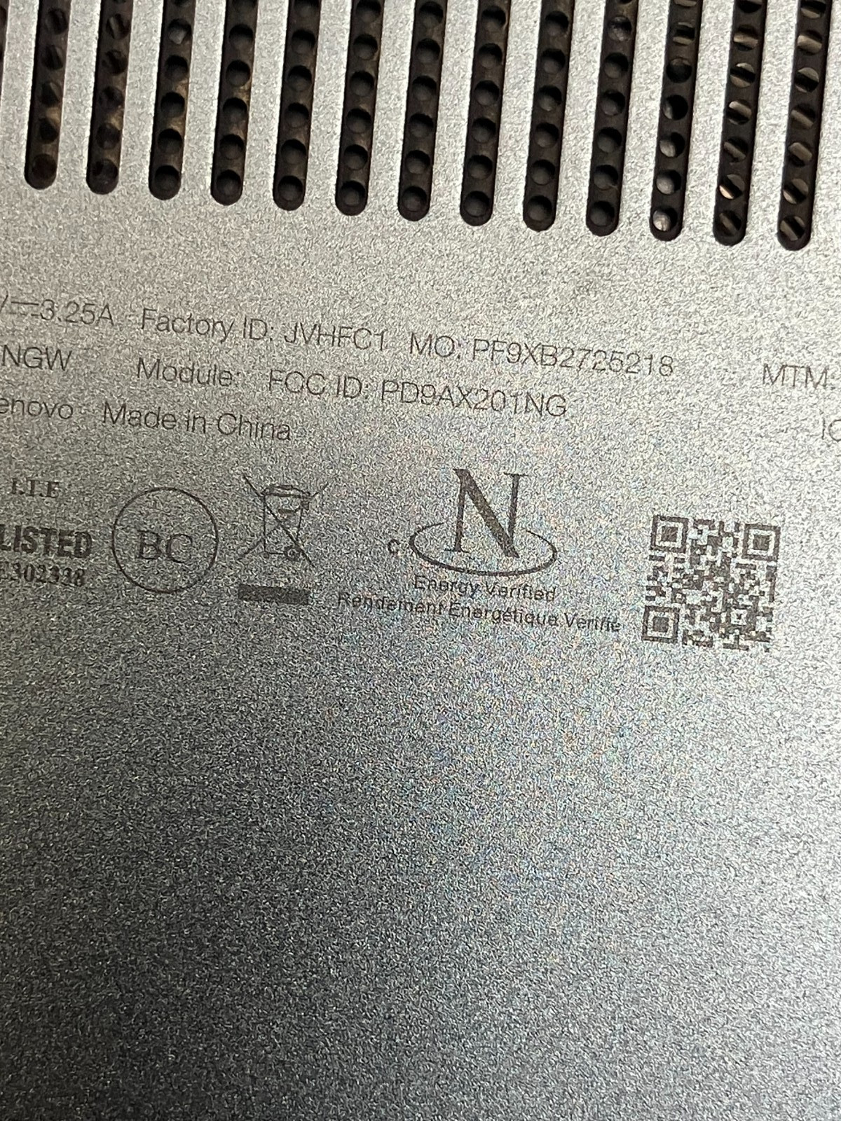 Lenovo Yoga 7-15ITL5 15.6″ i5 11th gen, NO mem, No HD, FOR PARTS.