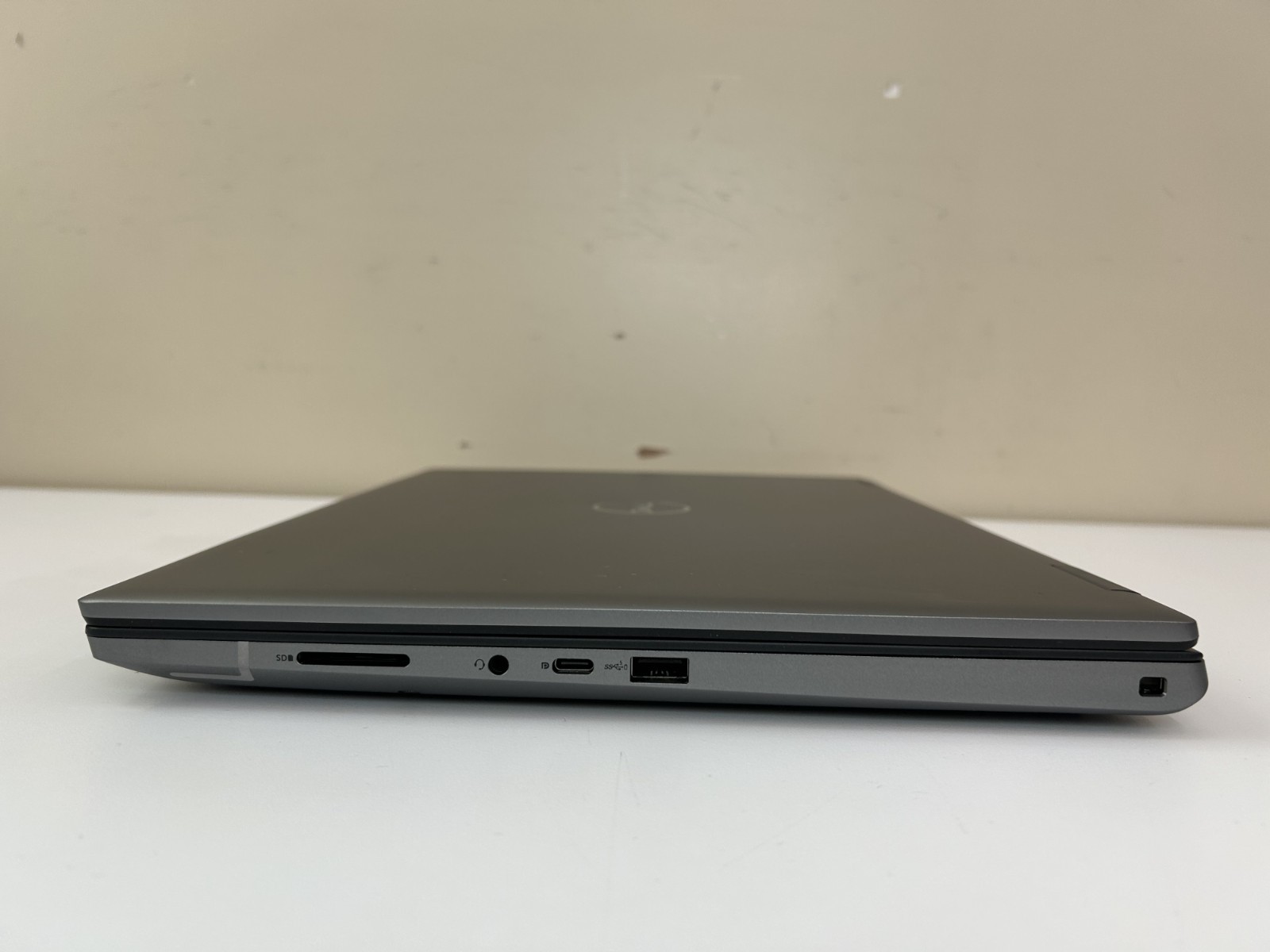 LAPTOP Dell Precision 7680 16″ Core i7-13850HX 16GB RAM 1TB SSD RTX 2000 Win 11