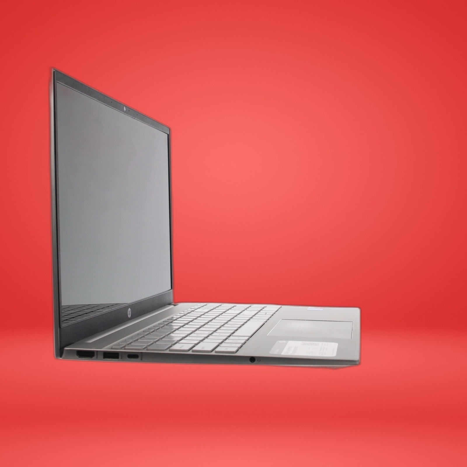 HP Pavilion 15-eg2xxx Touch Core i5-1235U 16GB RAM 256GB NVMe Win11 W/65W Adapte
